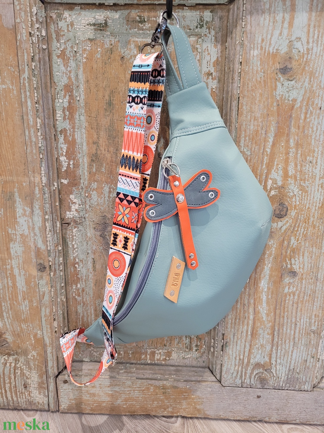 Türkiz táska. mintás heveder. Övtáska fazonú műbőr táska, válltáska , vállon átvethető táska - táska & tok - kézitáska & válltáska - vállon átvethető táska - Meska.hu Türkiz táska. mintás heveder. Övtáska fazonú műbőr táska, válltáska , vállon átvethető táska - táska & tok - kézitáska & válltáska - vállon átvethető táska - Meska.hu