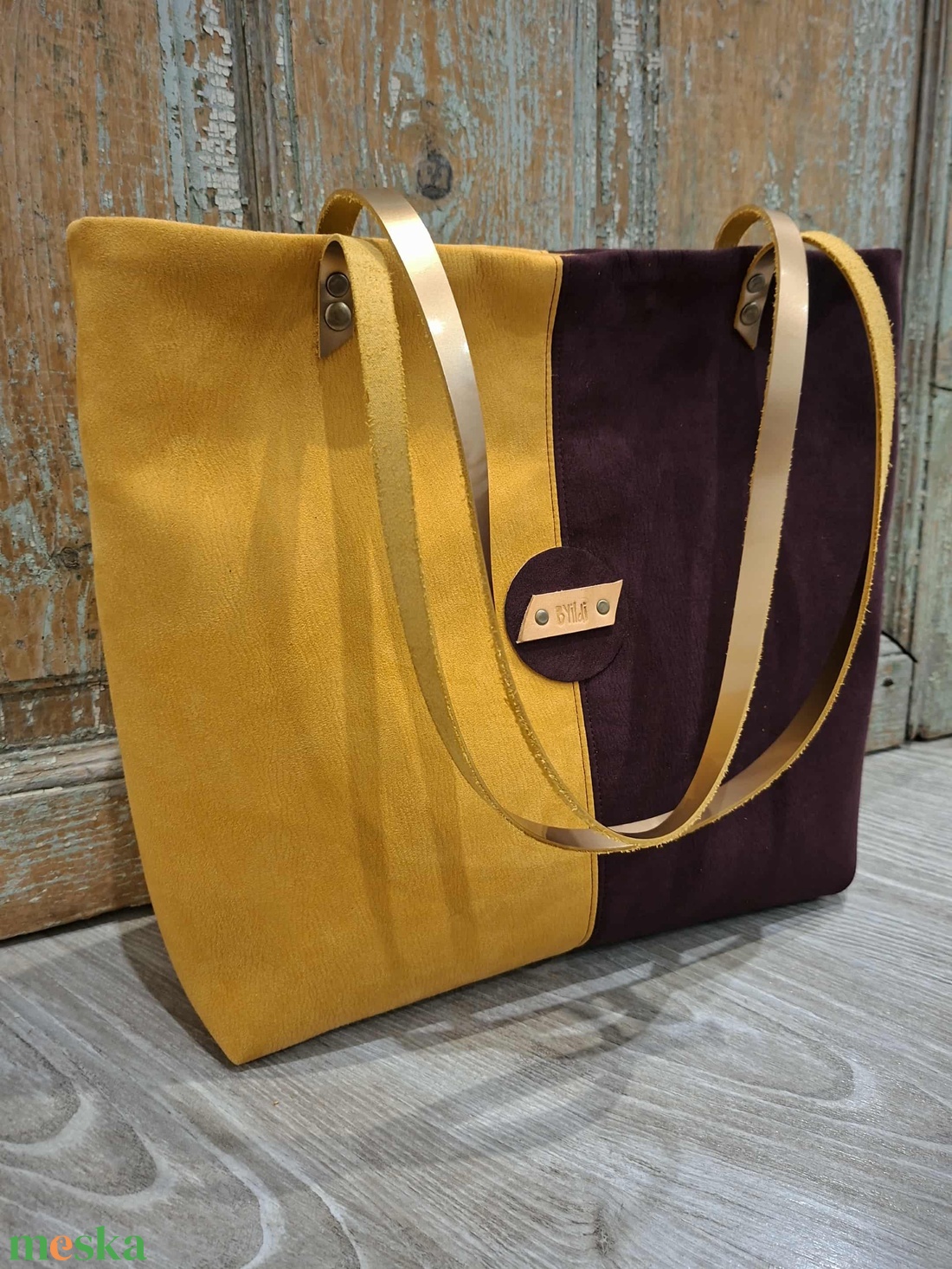 Művelúr női pakolós táska. Sárga-padlizsán művelúr táska. Válltáska arany bőr pánttal. Óriás pakolós táska. - táska & tok - kézitáska & válltáska - nagy pakolós táska - Meska.hu