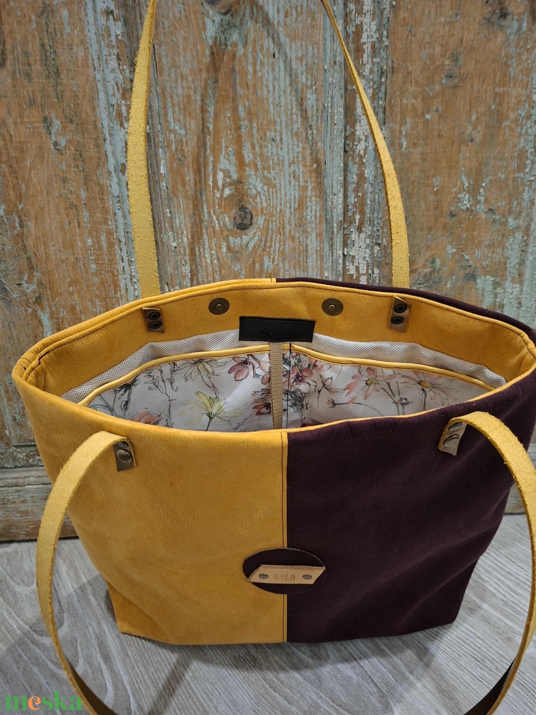 Művelúr női pakolós táska. Sárga-padlizsán művelúr táska. Válltáska arany bőr pánttal. Óriás pakolós táska. - táska & tok - kézitáska & válltáska - nagy pakolós táska - Meska.hu