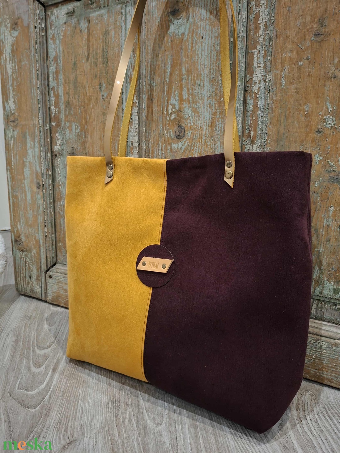 Művelúr női pakolós táska. Sárga-padlizsán művelúr táska. Válltáska arany bőr pánttal. Óriás pakolós táska. - táska & tok - kézitáska & válltáska - nagy pakolós táska - Meska.hu