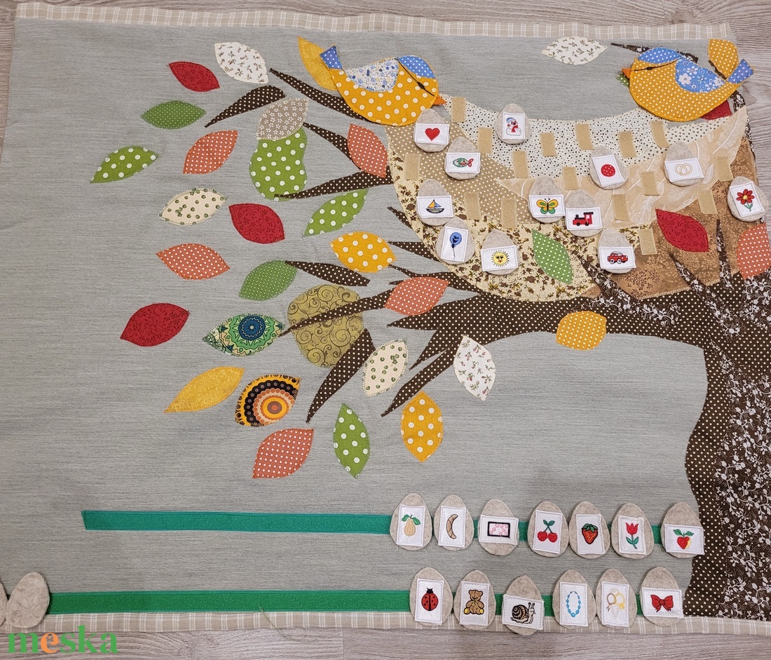 Óvodai folyamatos tízórait jelölő textiltábla.  - játék & sport - ovis felszerelés - óvodai jelek - Meska.hu