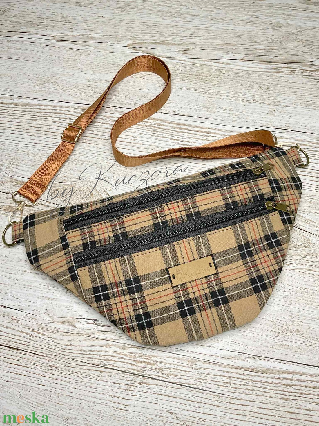 Barna skót kockás övtáska / crossbody klasszikus elegancia, modern formában - táska & tok - övtáska - Meska.hu Barna skót kockás övtáska / crossbody klasszikus elegancia, modern formában - táska & tok - övtáska - Meska.hu