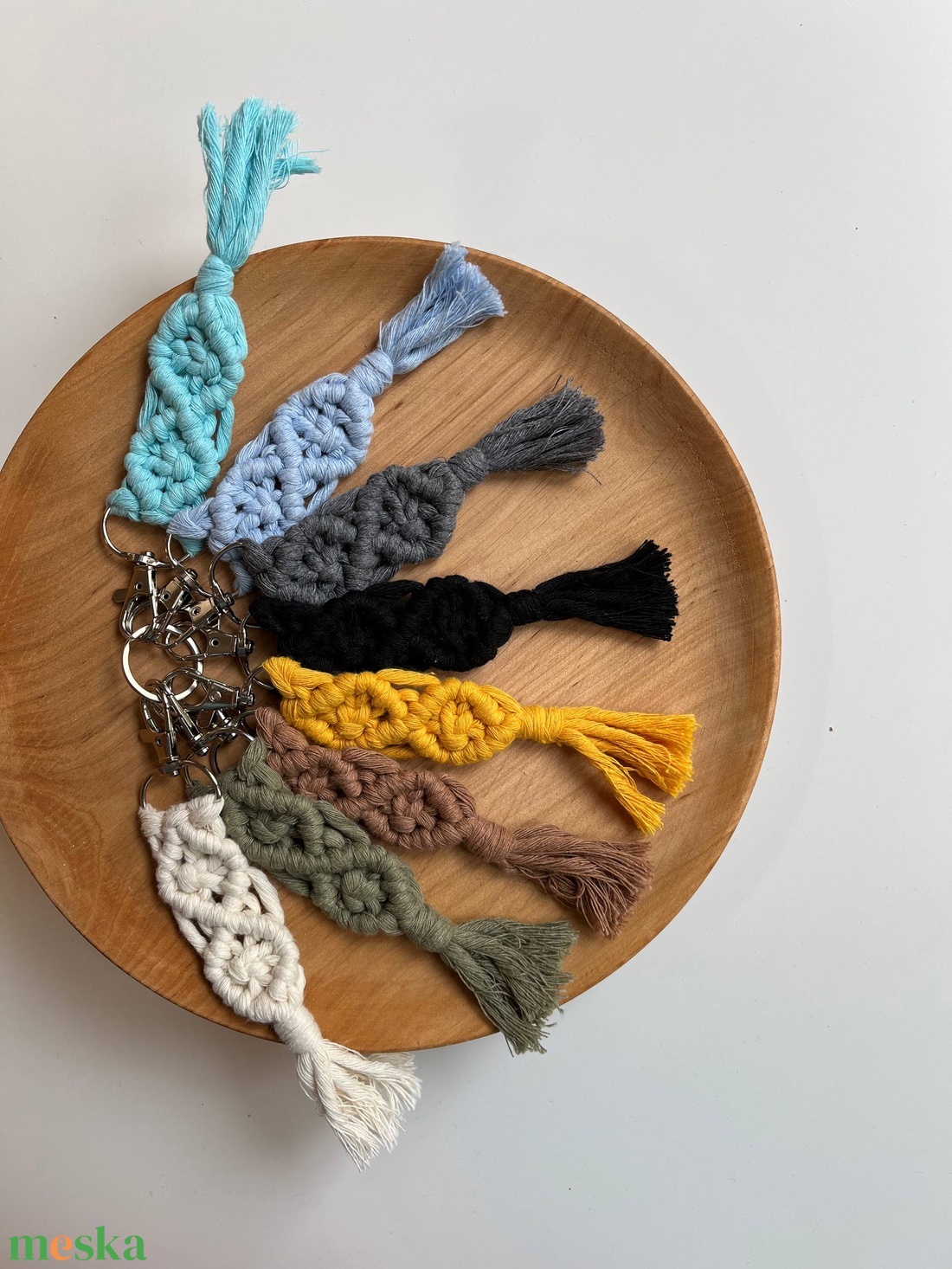 Makramé kulcstartó � 16 cm - táska & tok - kulcstartó & táskadísz - kulcstartó - Meska.hu