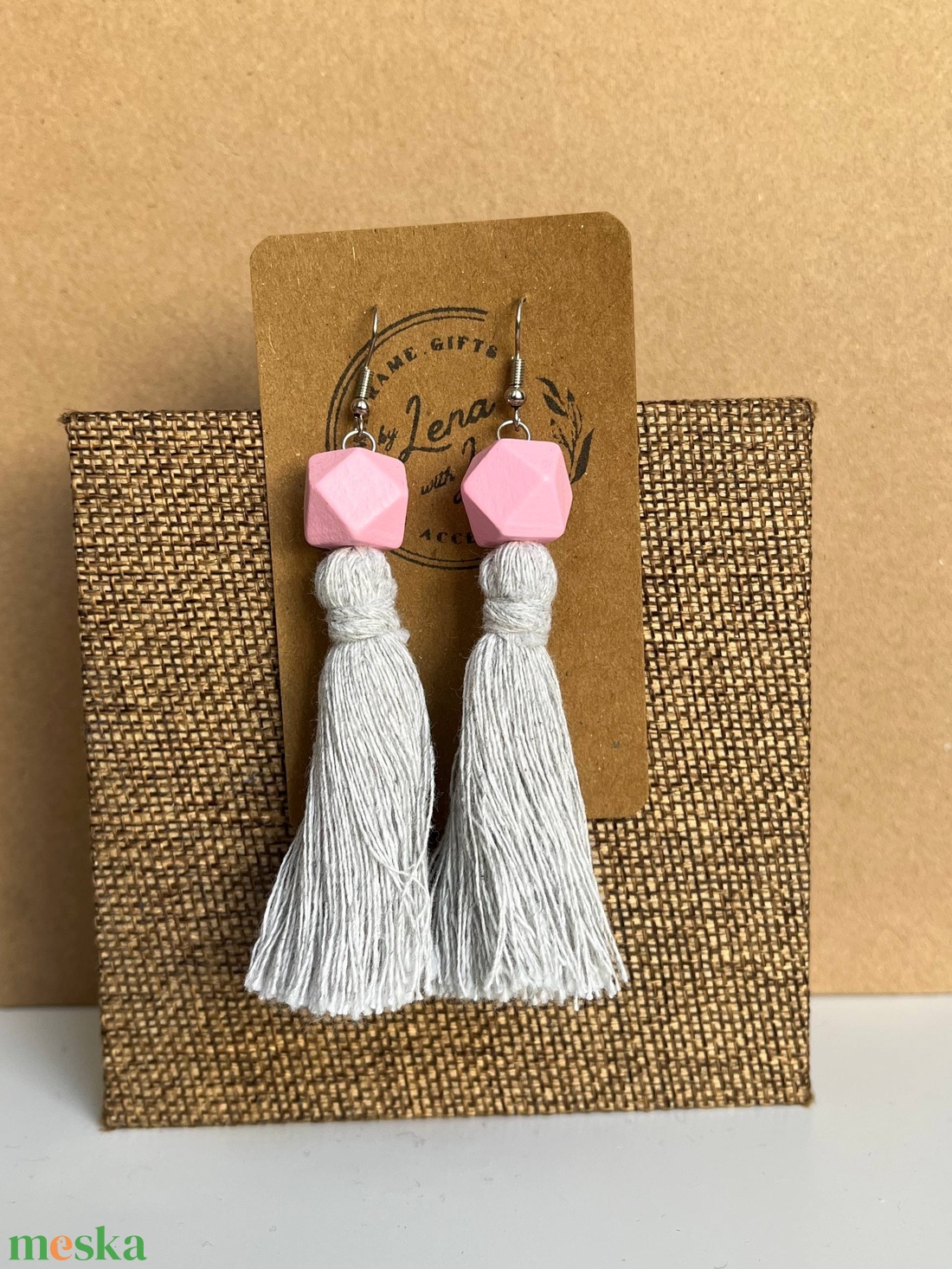 Makramé fülbevaló fagyöngyökkel � újrahasznosított pamutból - ékszer - fülbevaló - rojtos fülbevaló - Meska.hu