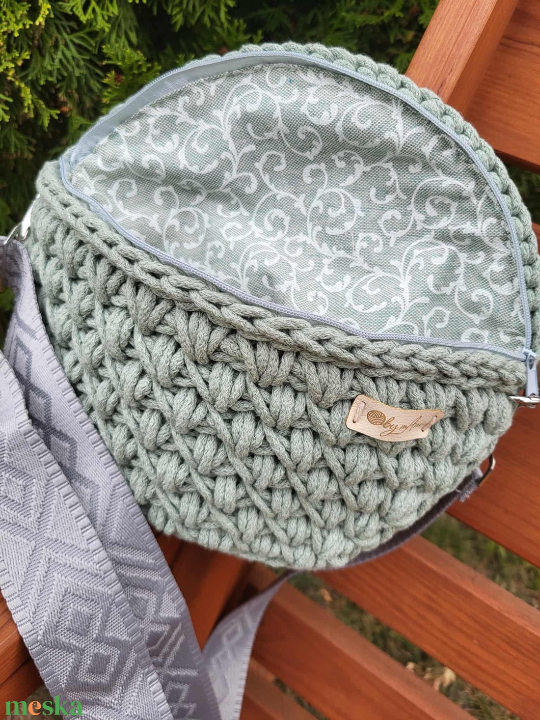 Horgolt test/öv táska - táska & tok - kézitáska & válltáska - vállon átvethető táska - Meska.hu