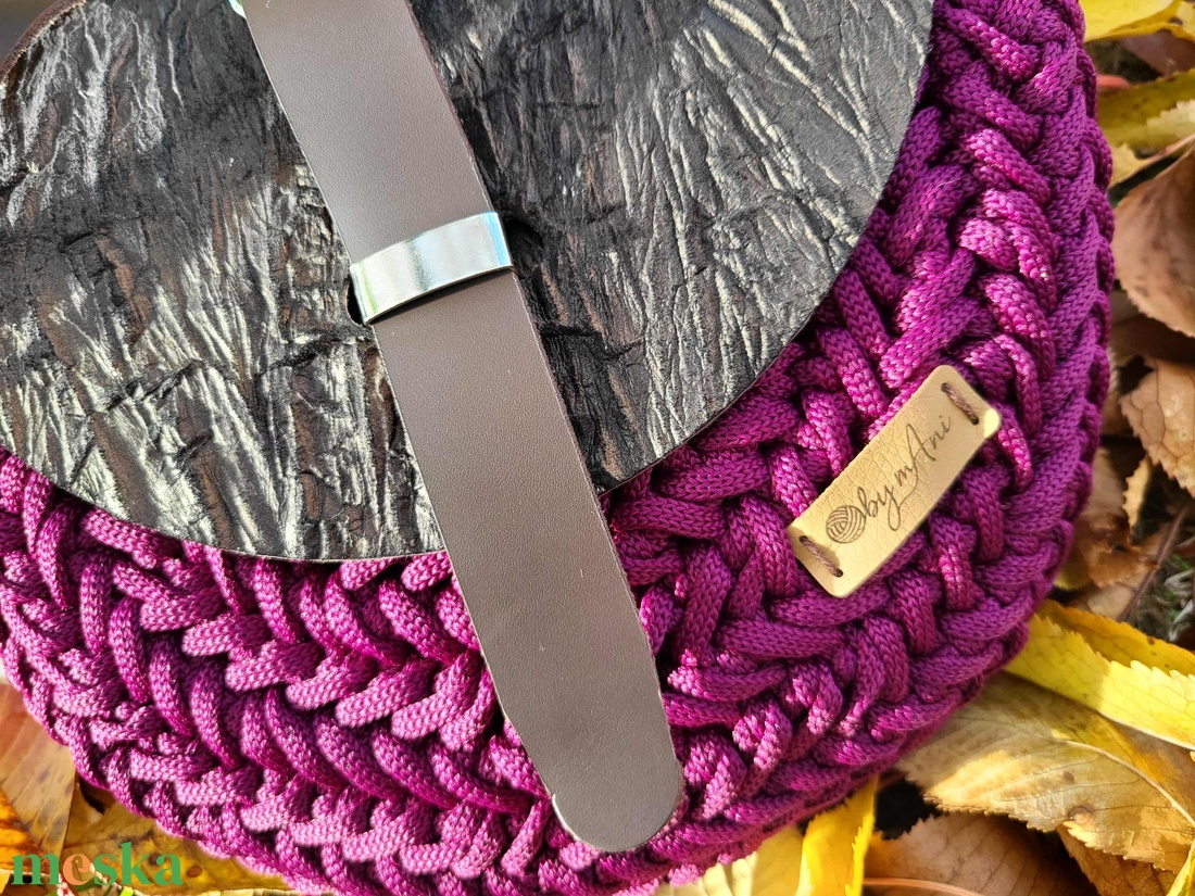 Horgolt crossbody táska - táska & tok - kézitáska & válltáska - vállon átvethető táska - Meska.hu