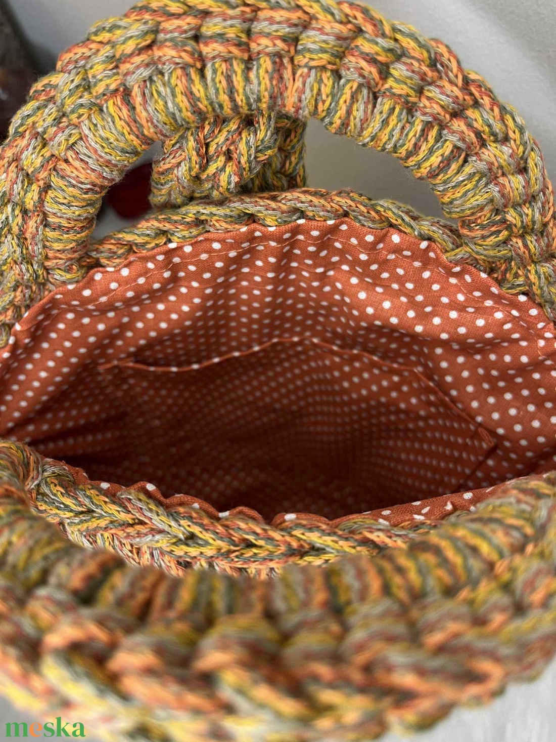 Horgolt kerek kézi/váll táska - táska & tok - kézitáska & válltáska - vállon átvethető táska - Meska.hu