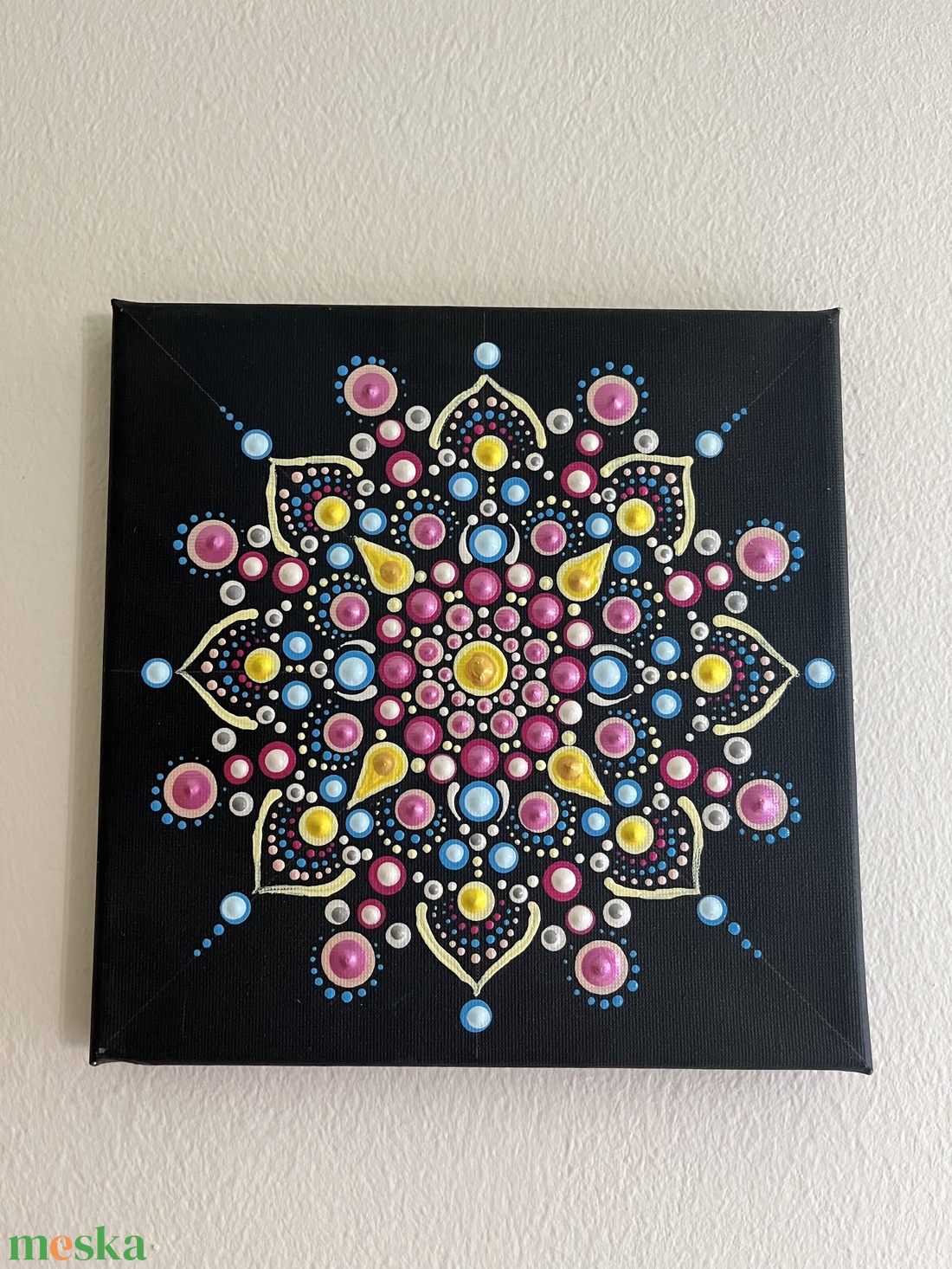 Virág mandala 20x20 - művészet - festmény - akril - Meska.hu Virág mandala 20x20 - művészet - festmény - akril - Meska.hu