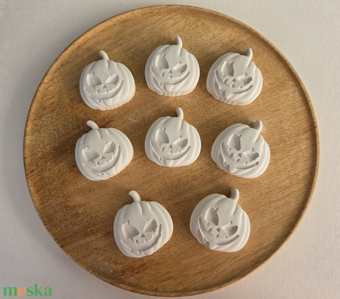 Halloween tök - natúr fehér gipszfigura 1db - Kreatív festhető ajándék - diy (csináld magad) - egységcsomag - Meska.hu