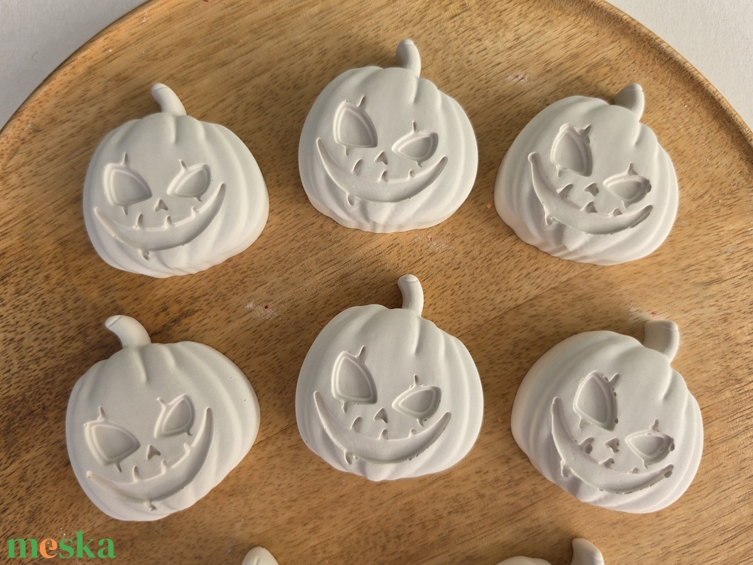Halloween tök - natúr fehér gipszfigura 1db - Kreatív festhető ajándék - diy (csináld magad) - egységcsomag - Meska.hu