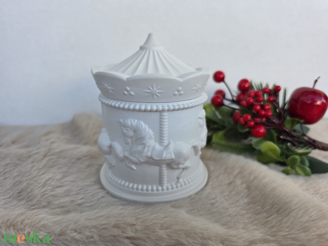 Lovacskás körhinta - DIY kreatív festhető ékszertartó - Ékszer tartó - Fedeles tároló - dekoráció - Dekoratív - ajándék - ékszer - ékszertartó - ékszertartó tál - Meska.hu