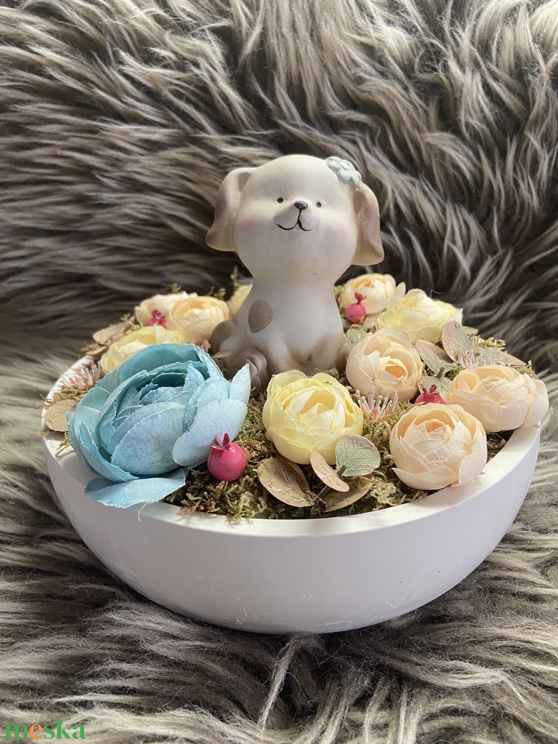 Nagyméretű kutyás asztaldísz - otthon & életmód - virágdekoráció - virágdíszek - asztali virágdísz - Meska.hu