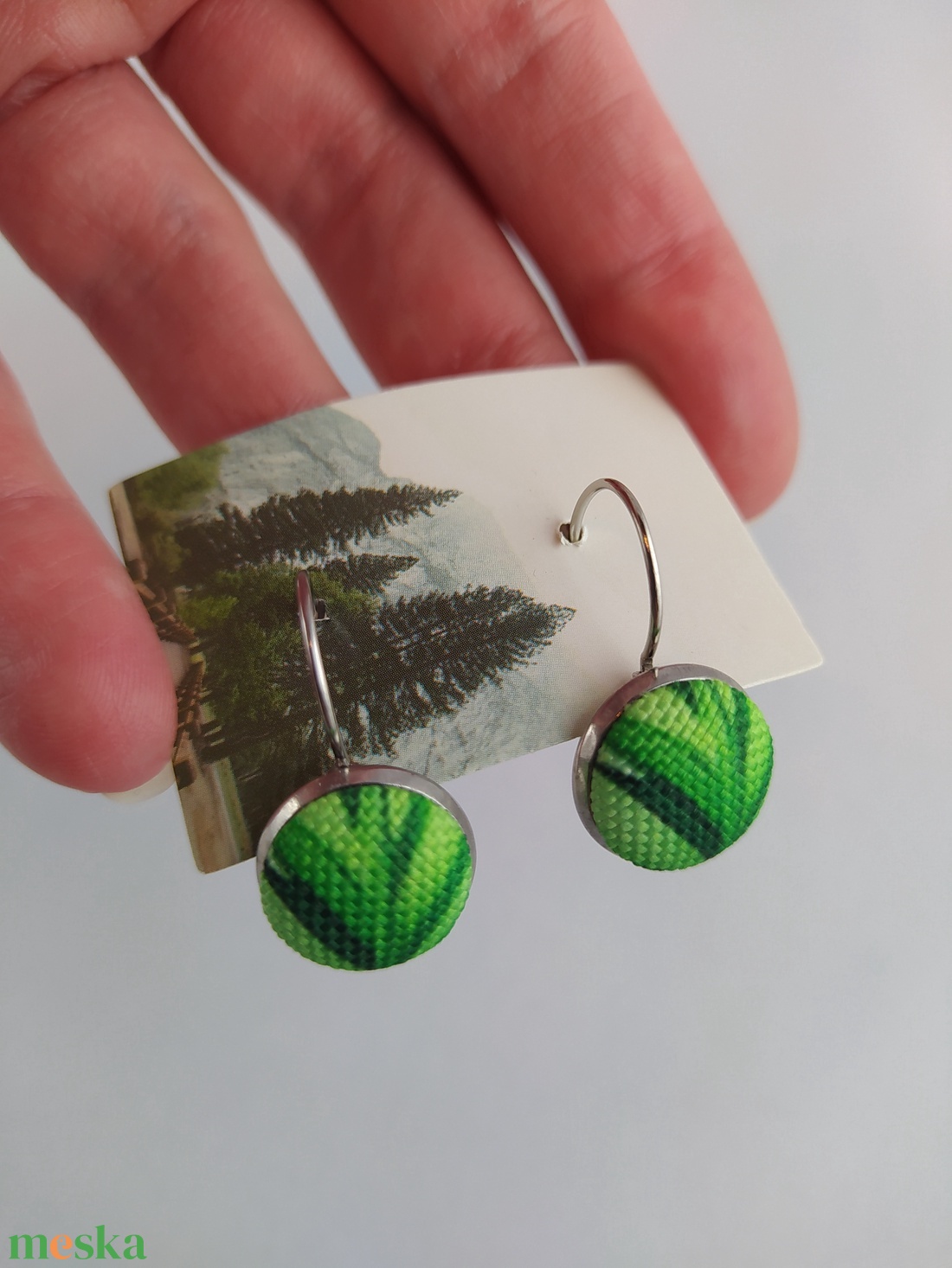 Zöld csíkos francia kapcsos fülbevaló - ékszer - fülbevaló - lógó fülbevaló - Meska.hu