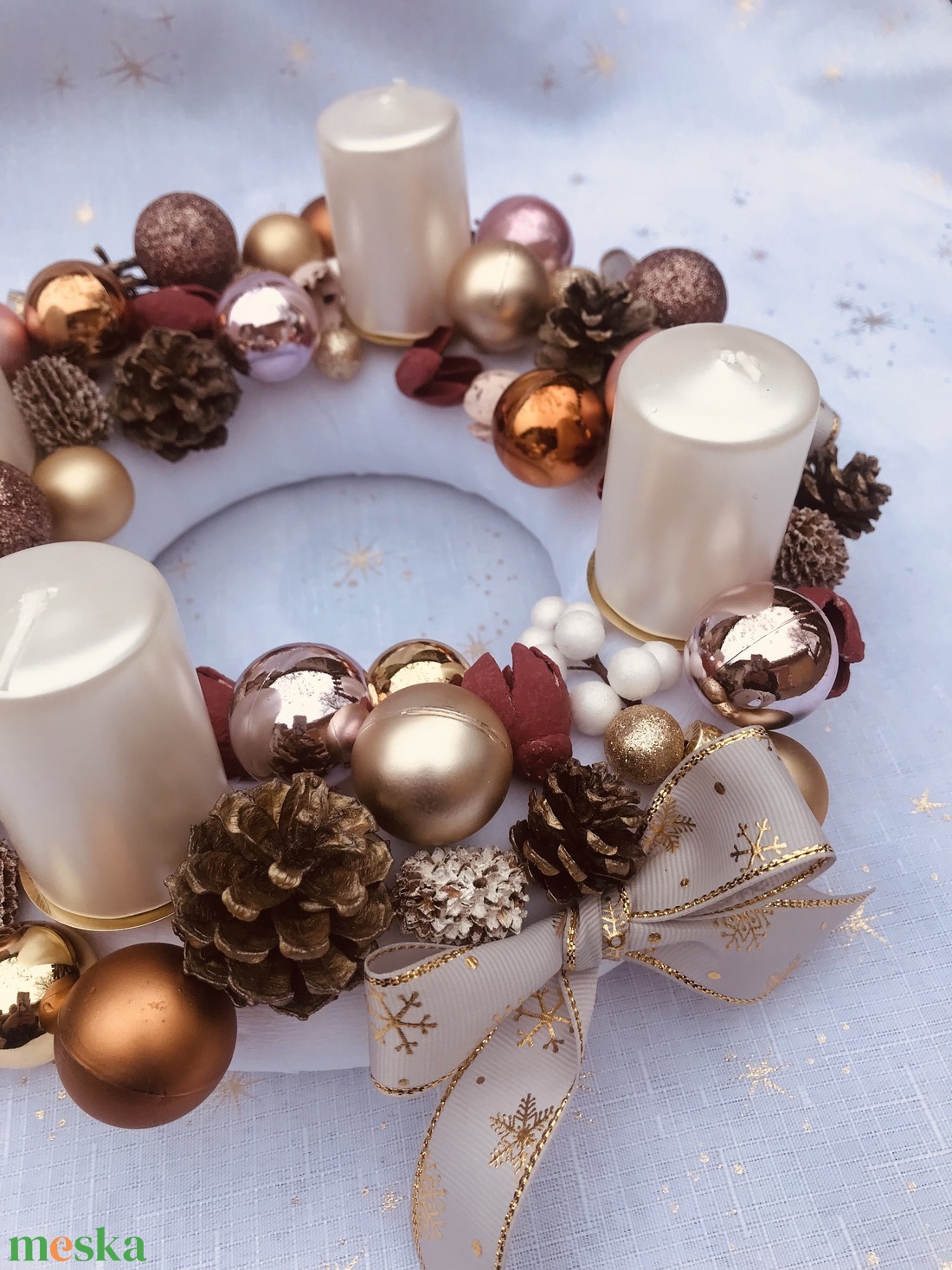 Adventi koszorú rózsaszín és aranyban - karácsony - adventi díszek - adventi koszorú - Meska.hu Adventi koszorú rózsaszín és aranyban - karácsony - adventi díszek - adventi koszorú - Meska.hu