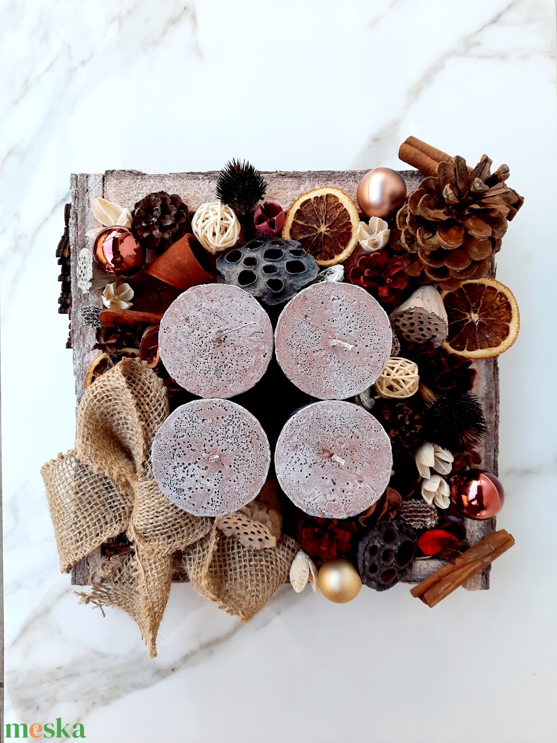 Adventi rusztikus asztaldísz - karácsony - adventi díszek - adventi gyertyadíszek és koszorúdíszek - Meska.hu Adventi rusztikus asztaldísz - karácsony - adventi díszek - adventi gyertyadíszek és koszorúdíszek - Meska.hu