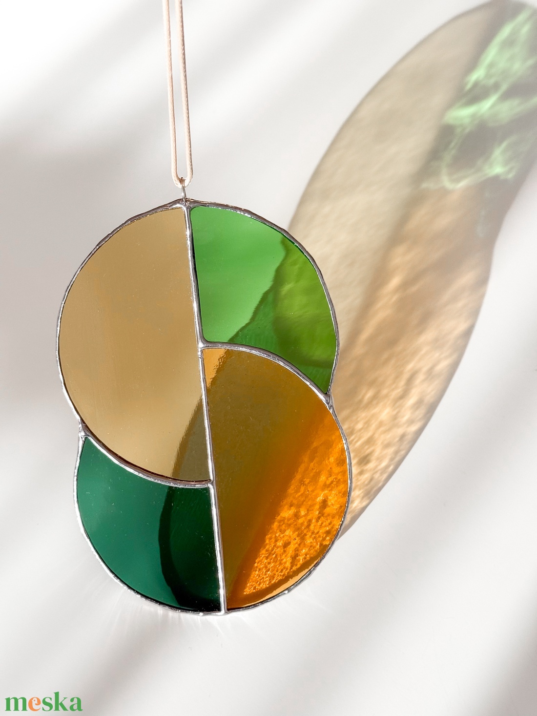 Üveg napfogó/ablakdísz geometrikus mintával - otthon & életmód - dekoráció - ajtó- és ablak dekoráció - ablakdísz - Meska.hu