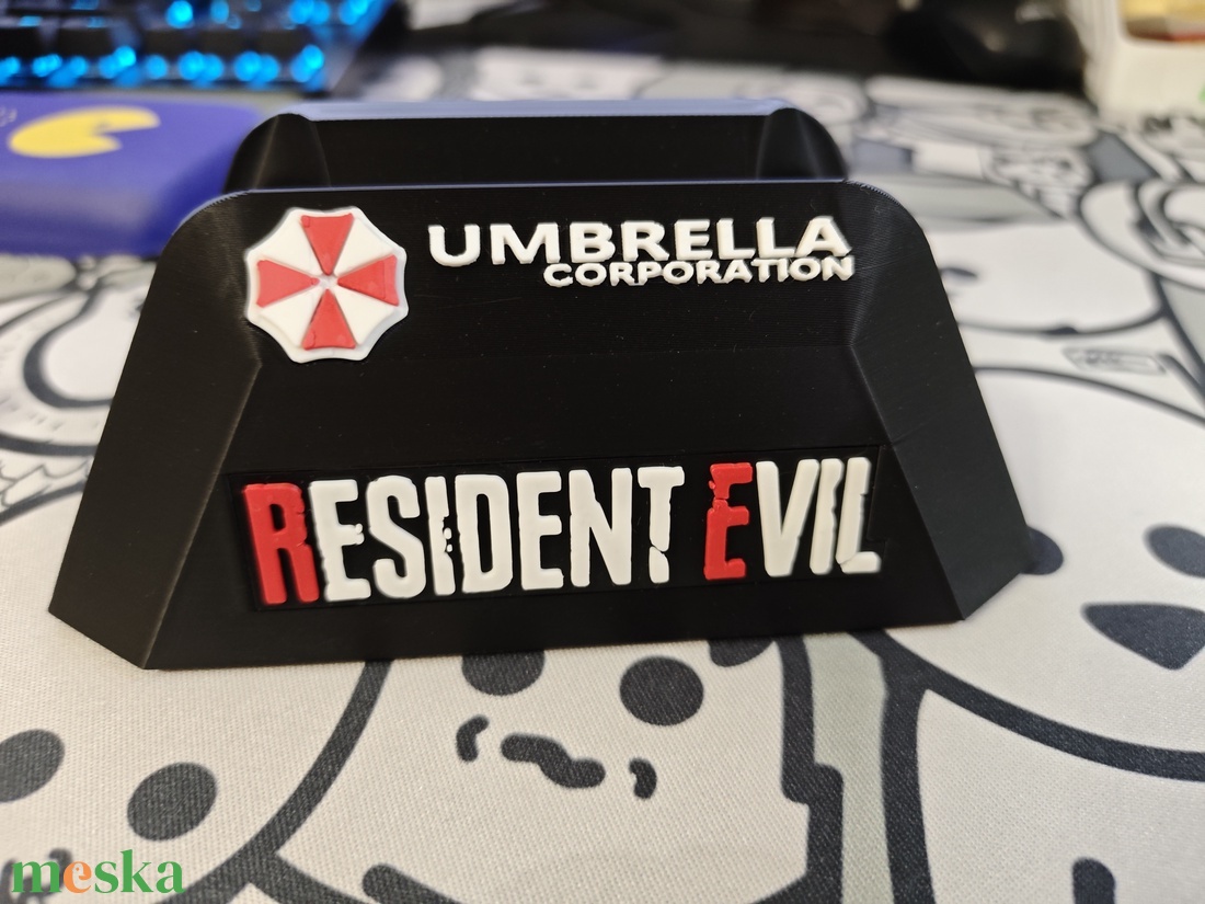 Resident Evil Playstation 5 kontroller tartó - otthon & életmód - tárolás & rendszerezés - kontroller tartók - Meska.hu
