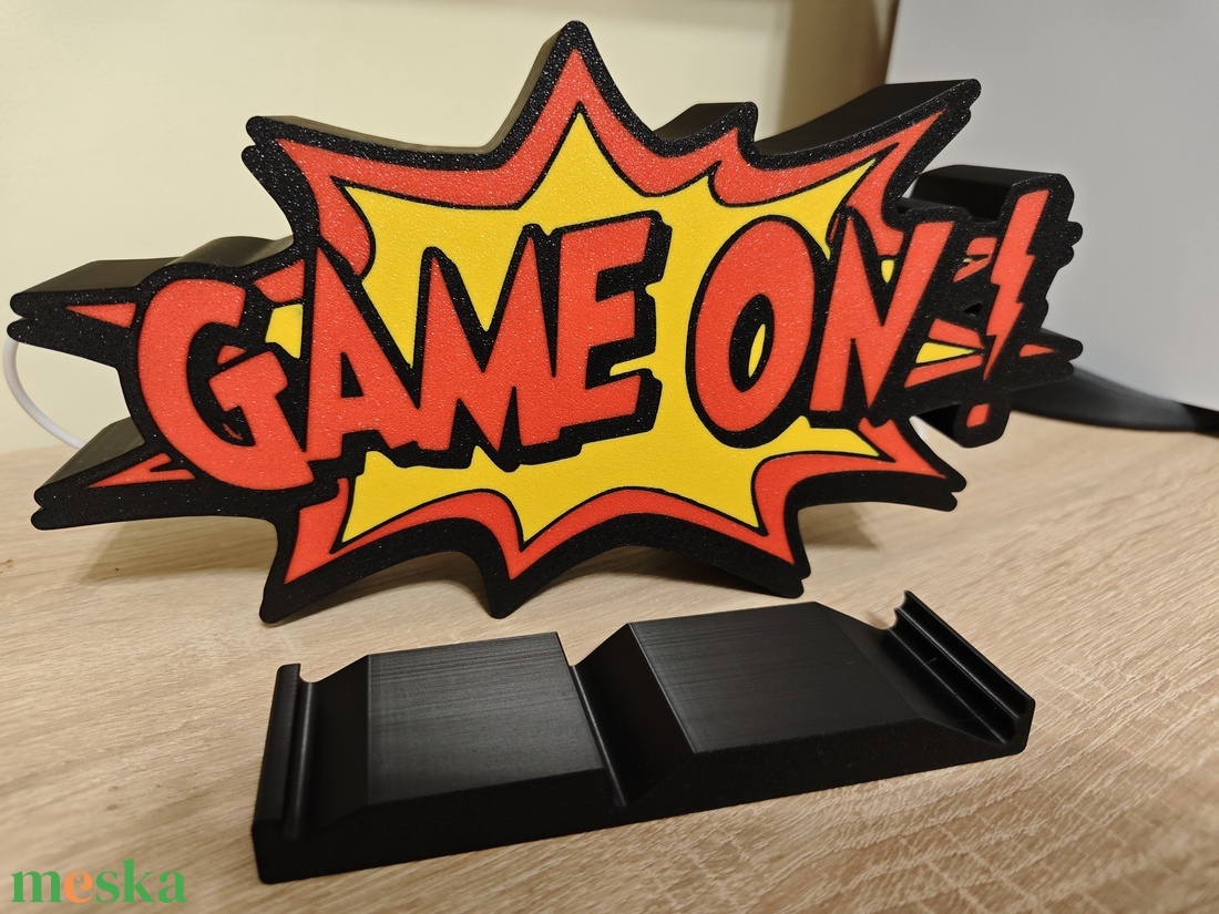 GAME ON! képregény stílusú LED-es gamer hangulatlámpa állvánnyal - otthon & életmód - lámpa - hangulatlámpa - Meska.hu