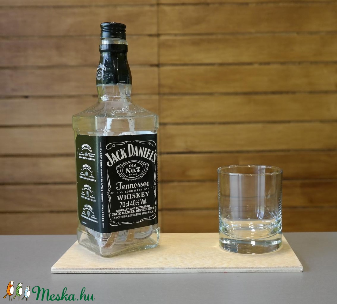 Whisky-s Led hangulatlámpa fa talppal, pohárral -  - Meska.hu