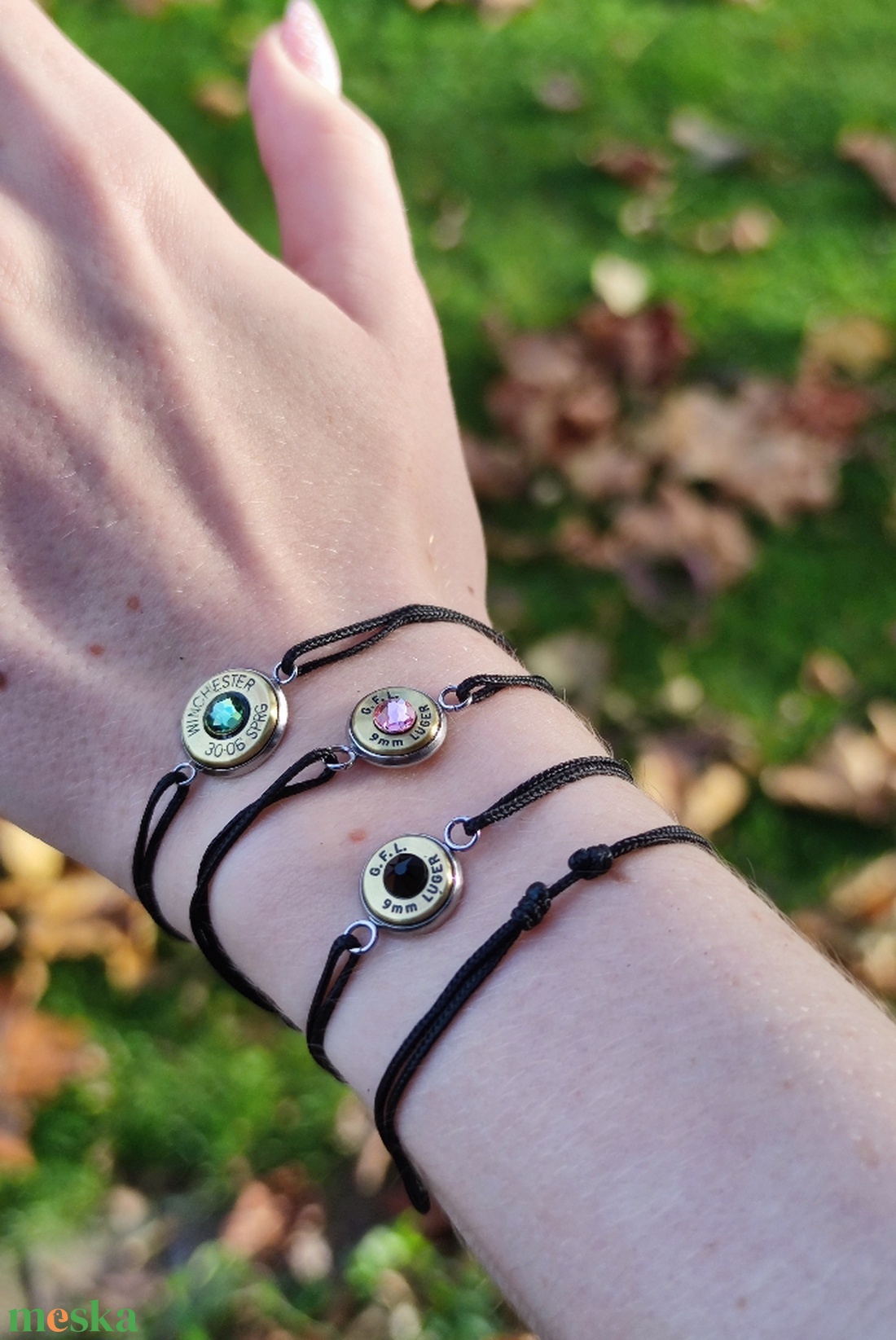 Töltény string karkötő - ékszer - karkötő - fonott karkötő - Meska.hu