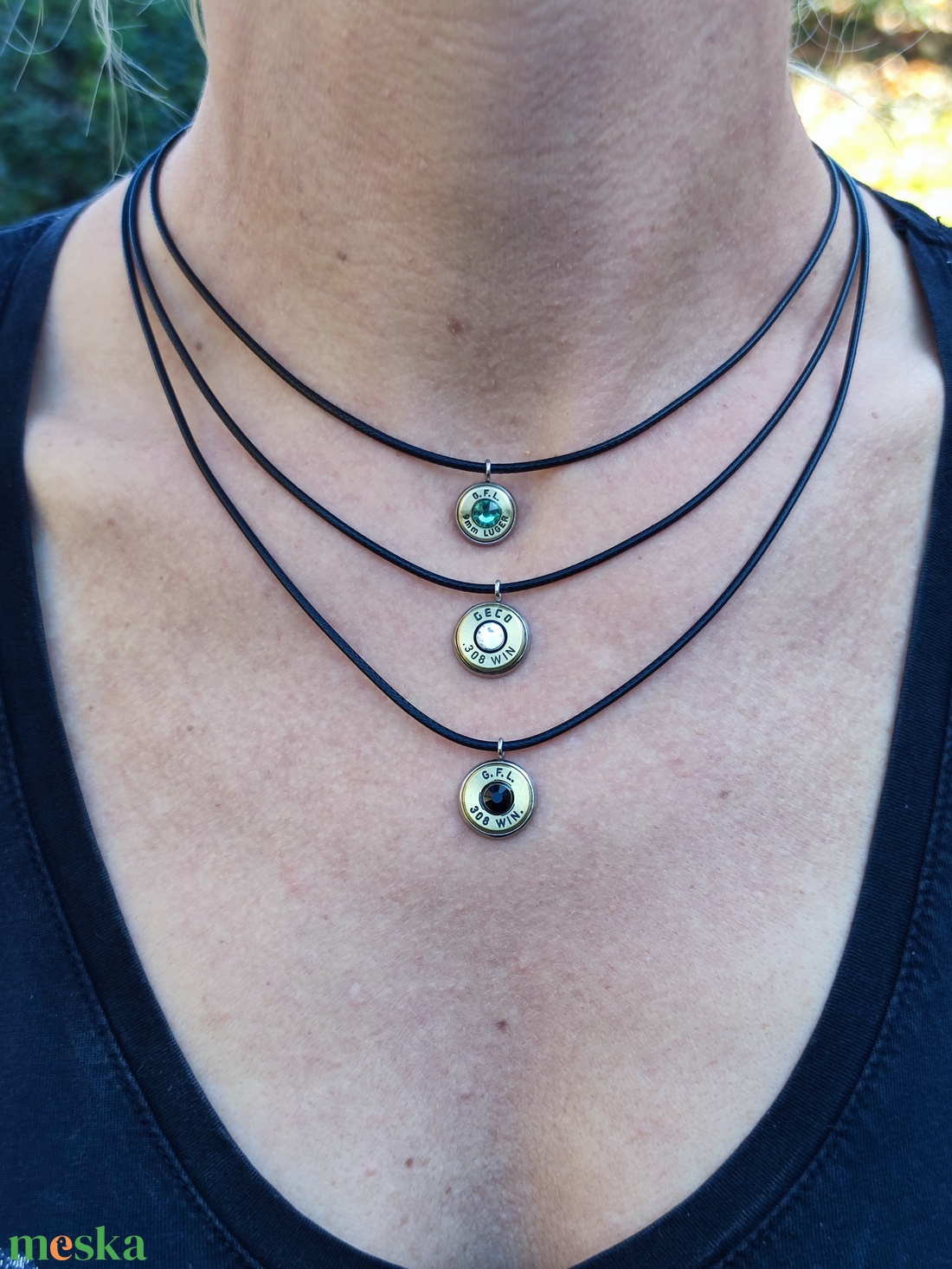 Töltény nyaklánc, fonott fekete,  Vadász ékszer - ékszer - nyaklánc - medálos nyaklánc - Meska.hu