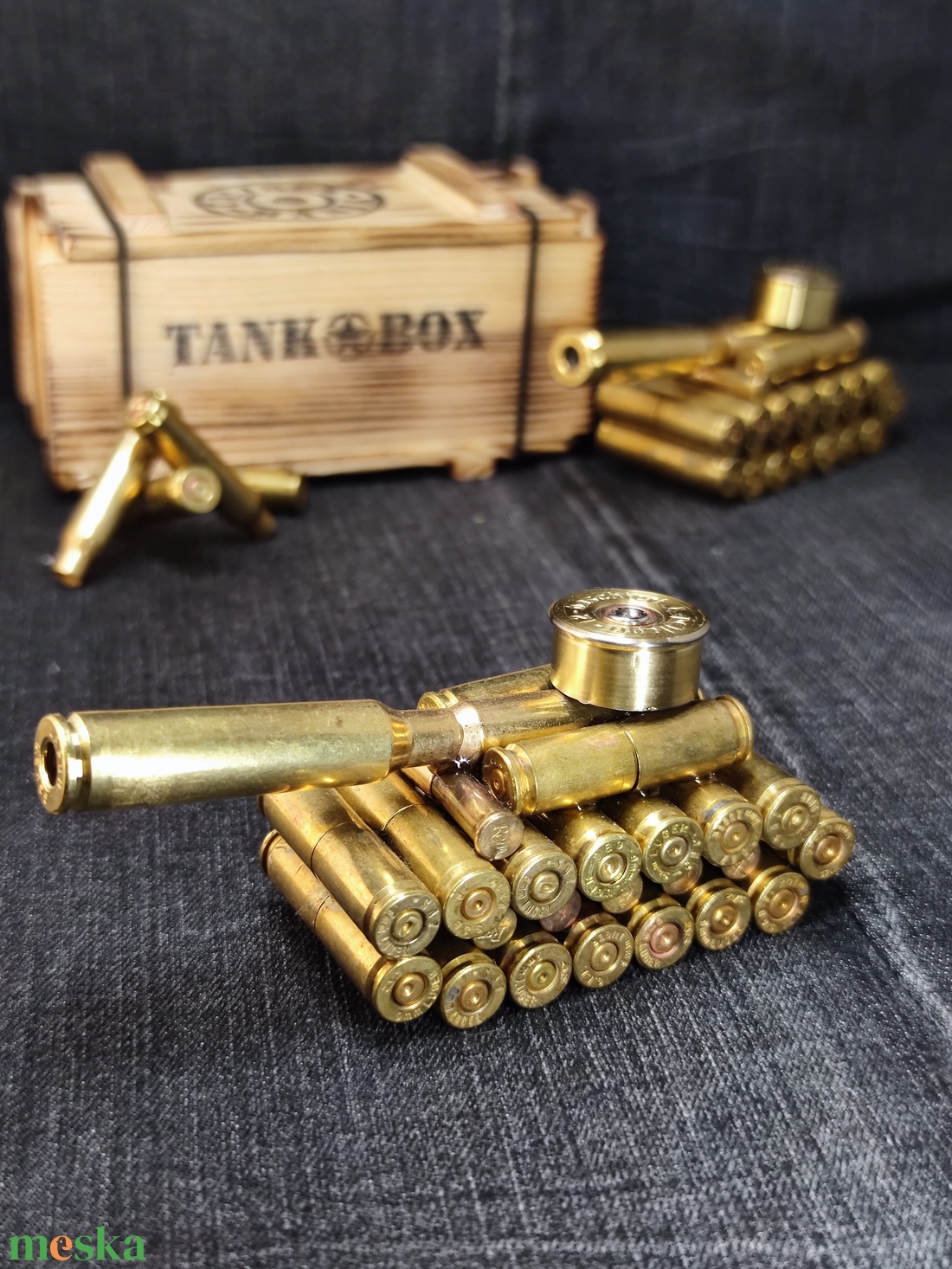 Töltény Tank ládában - művészet - militária - katonai felszerelések - Meska.hu