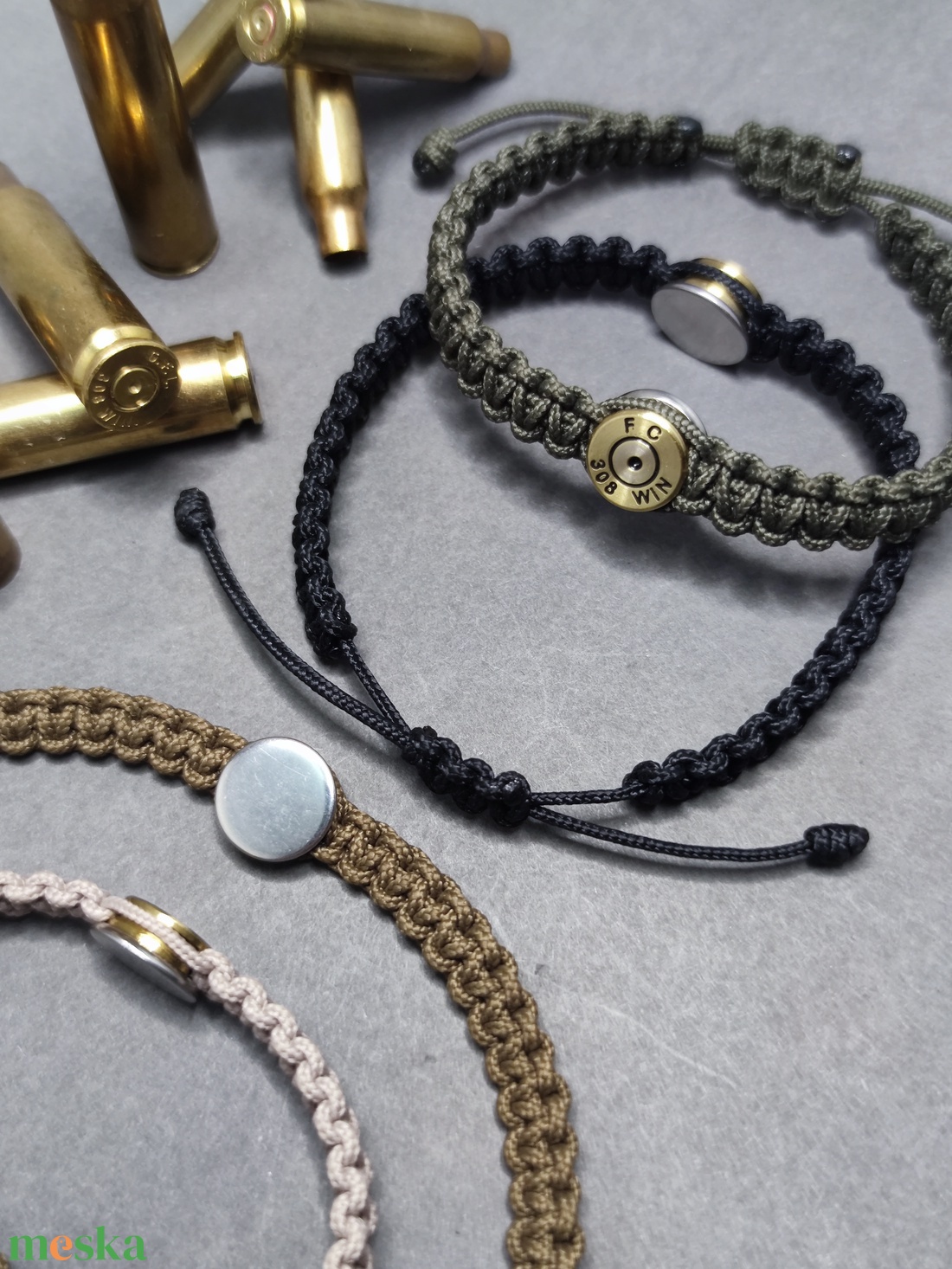 Töltény paracord karkötő, 1-Lövetű Férfi - ékszer - karkötő - fonott karkötő - Meska.hu