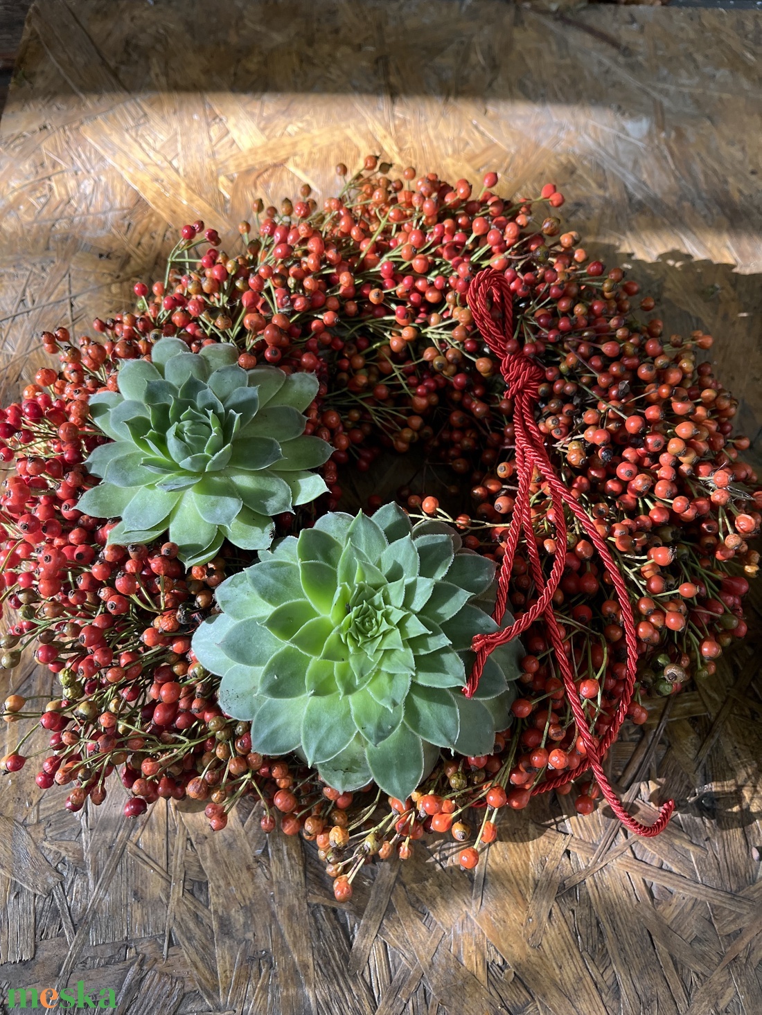 Csipkebogyó koszorú Kopogtató - otthon & életmód - dekoráció - ajtó- és ablak dekoráció - ajtódísz & kopogtató - Meska.hu