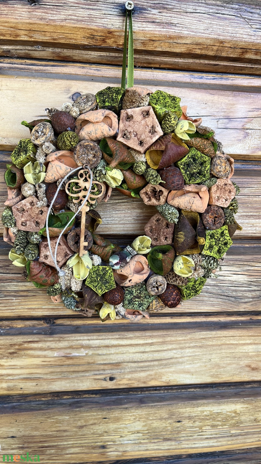 Barna-zöld ajtódísz, kopogtató  - otthon & életmód - dekoráció - ajtó- és ablak dekoráció - ajtódísz & kopogtató - Meska.hu