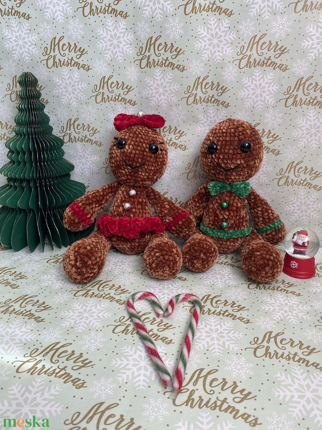 Horgolt Mézike - karácsony - karácsonyi lakásdekoráció - karácsonyi manók, figurák - Meska.hu