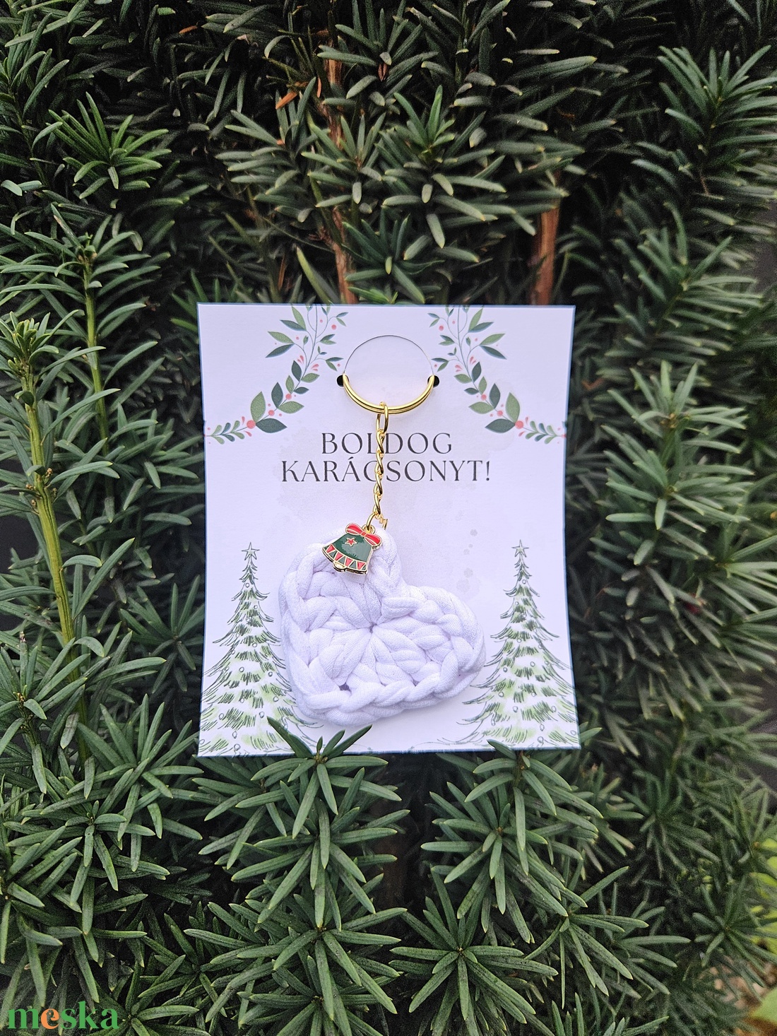 Horgolt szív kulcstartó ajándék - fehér - táska & tok - kulcstartó & táskadísz - kulcstartó - Meska.hu