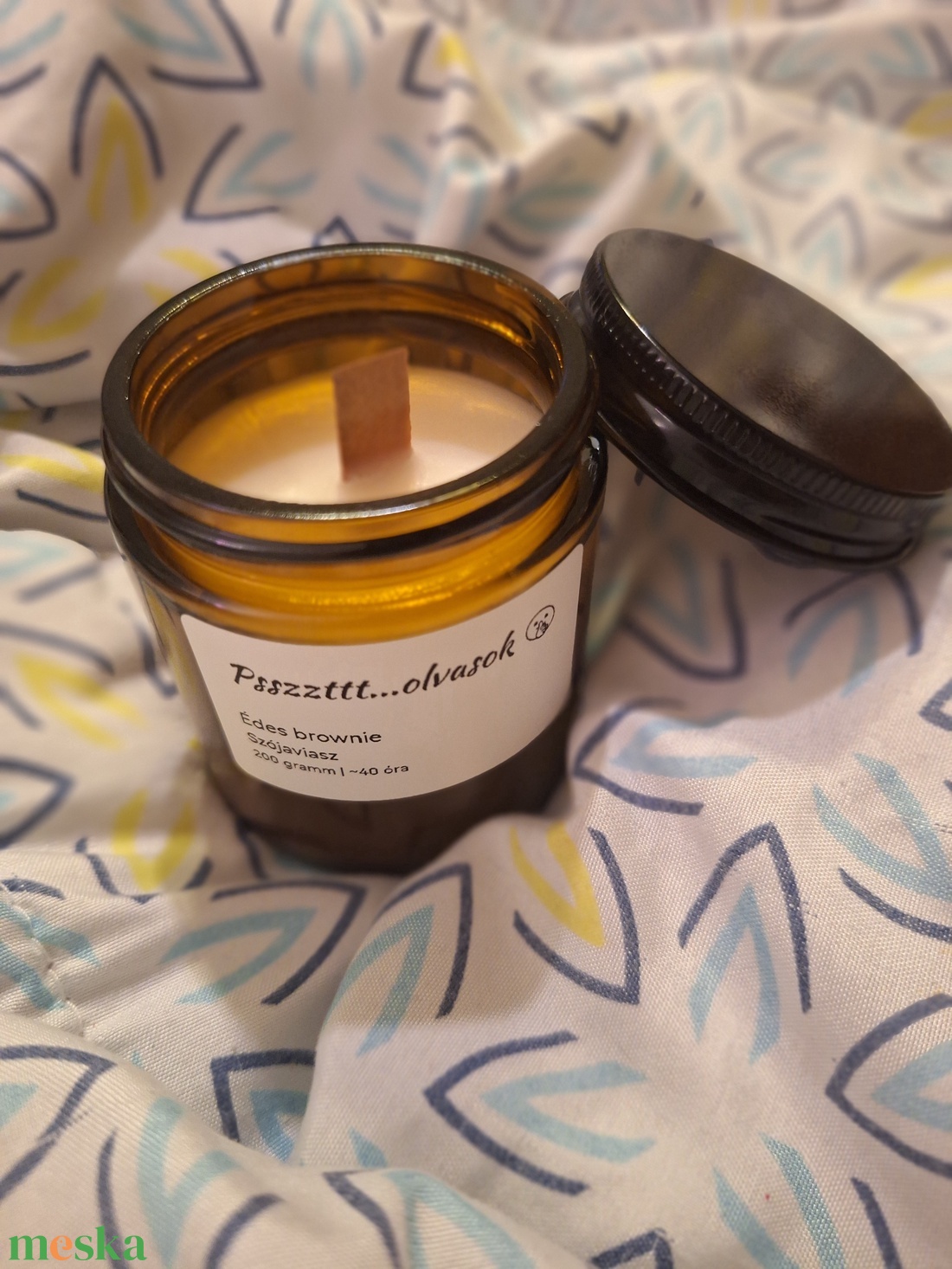 Könyvmoly illatgyertya - otthon & életmód - gyertya, illat, aroma - gyertya - Meska.hu Könyvmoly illatgyertya - otthon & életmód - gyertya, illat, aroma - gyertya - Meska.hu