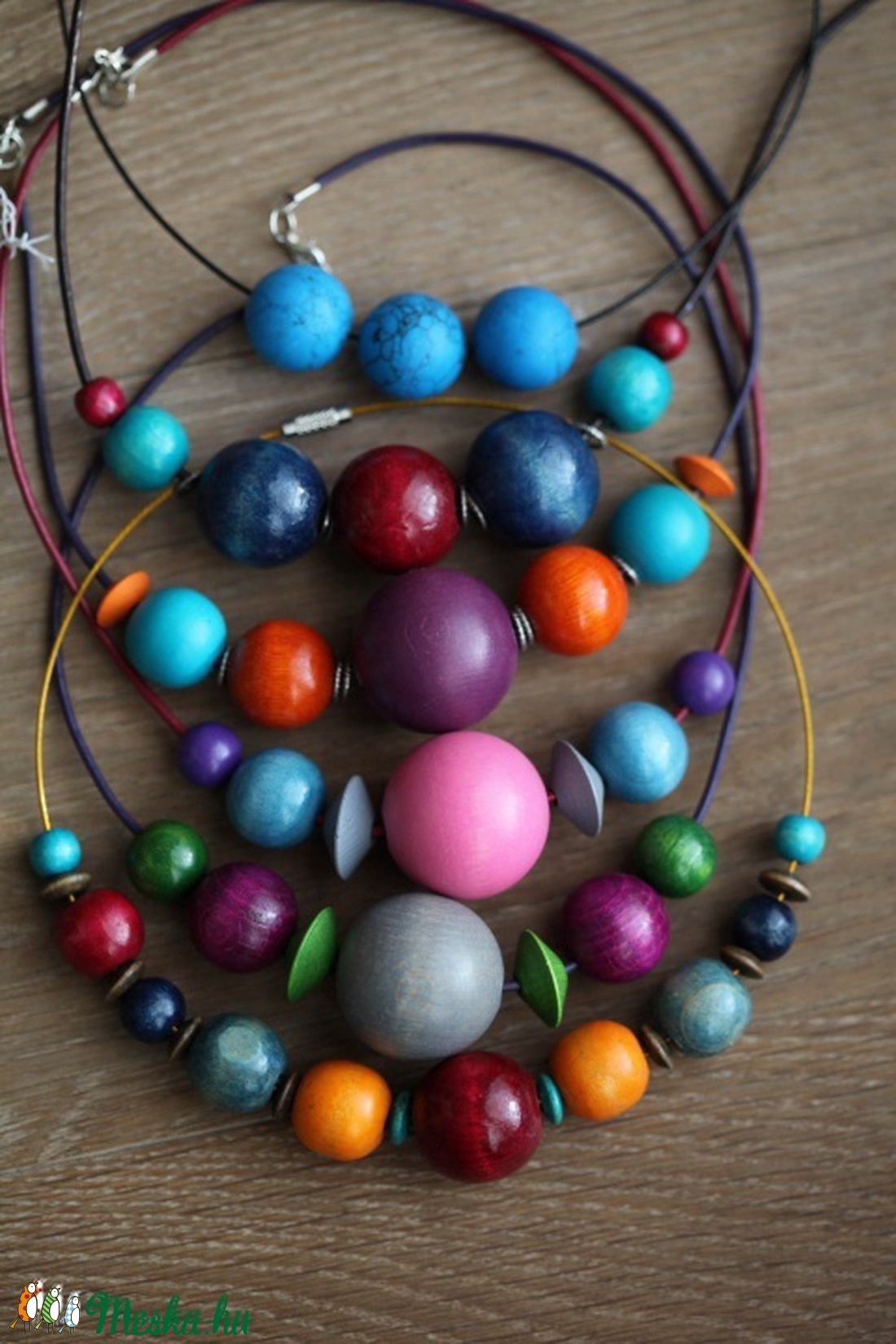 Színes fa  golyó nyaklánc -  - Meska.hu