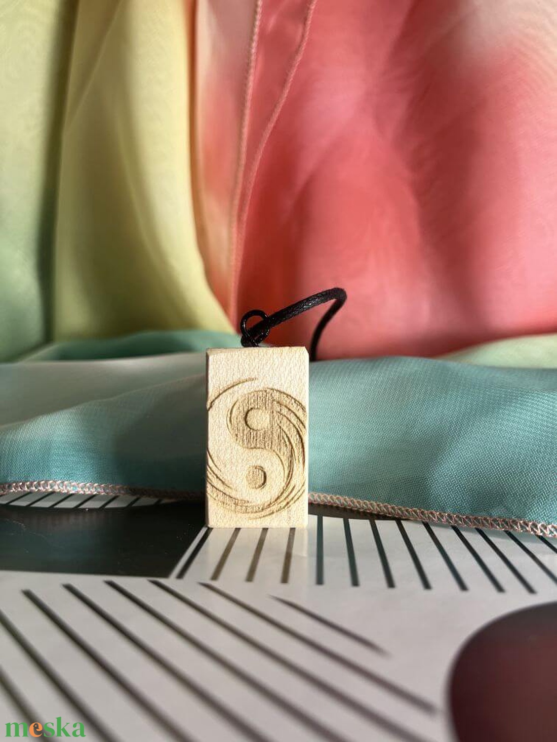 Magatama talizmán - táska & tok - kulcstartó & táskadísz - táskaakasztó - Meska.hu