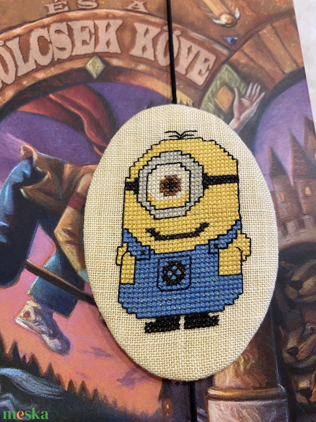 Hímzett könyvjelző_ Minions - könyvbarátoknak - könyv & zene - könyvjelző - Meska.hu Hímzett könyvjelző_ Minions - könyvbarátoknak - könyv & zene - könyvjelző - Meska.hu
