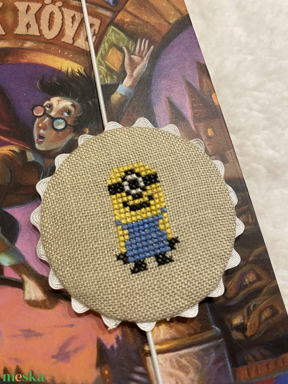 Hímzett könyvjelző_ Minions - könyvbarátoknak - könyv & zene - könyvjelző - Meska.hu Hímzett könyvjelző_ Minions - könyvbarátoknak - könyv & zene - könyvjelző - Meska.hu