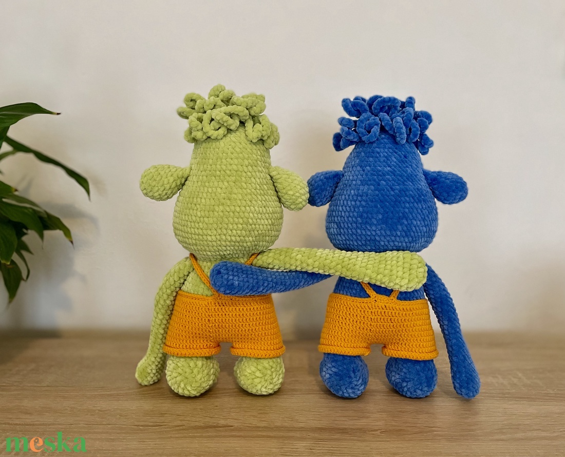 Horgolt szörnyecske - játék & sport - plüssállat & játékfigura - szörnyike - Meska.hu