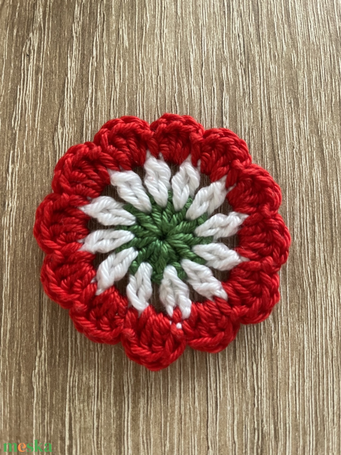 Horgolt kokárda - ékszer - kitűző és bross - Meska.hu