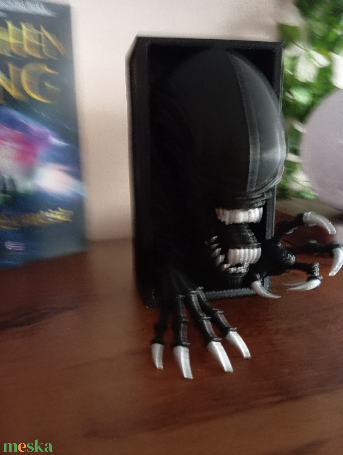 Alien Xenomorph könyvtámasz  - otthon & életmód - dekoráció - asztal és polc dekoráció - könyvtámasz - Meska.hu