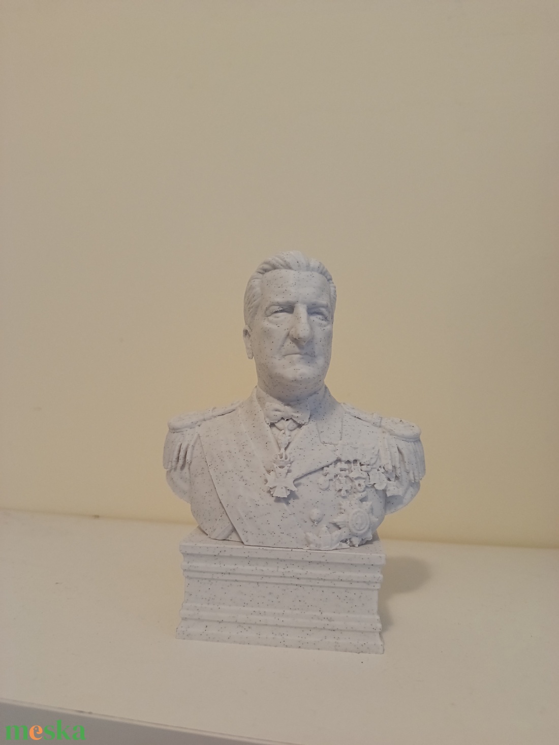 Retro Horthy Miklós mellszobor  - otthon & életmód - dekoráció - asztal és polc dekoráció - asztaldísz - Meska.hu
