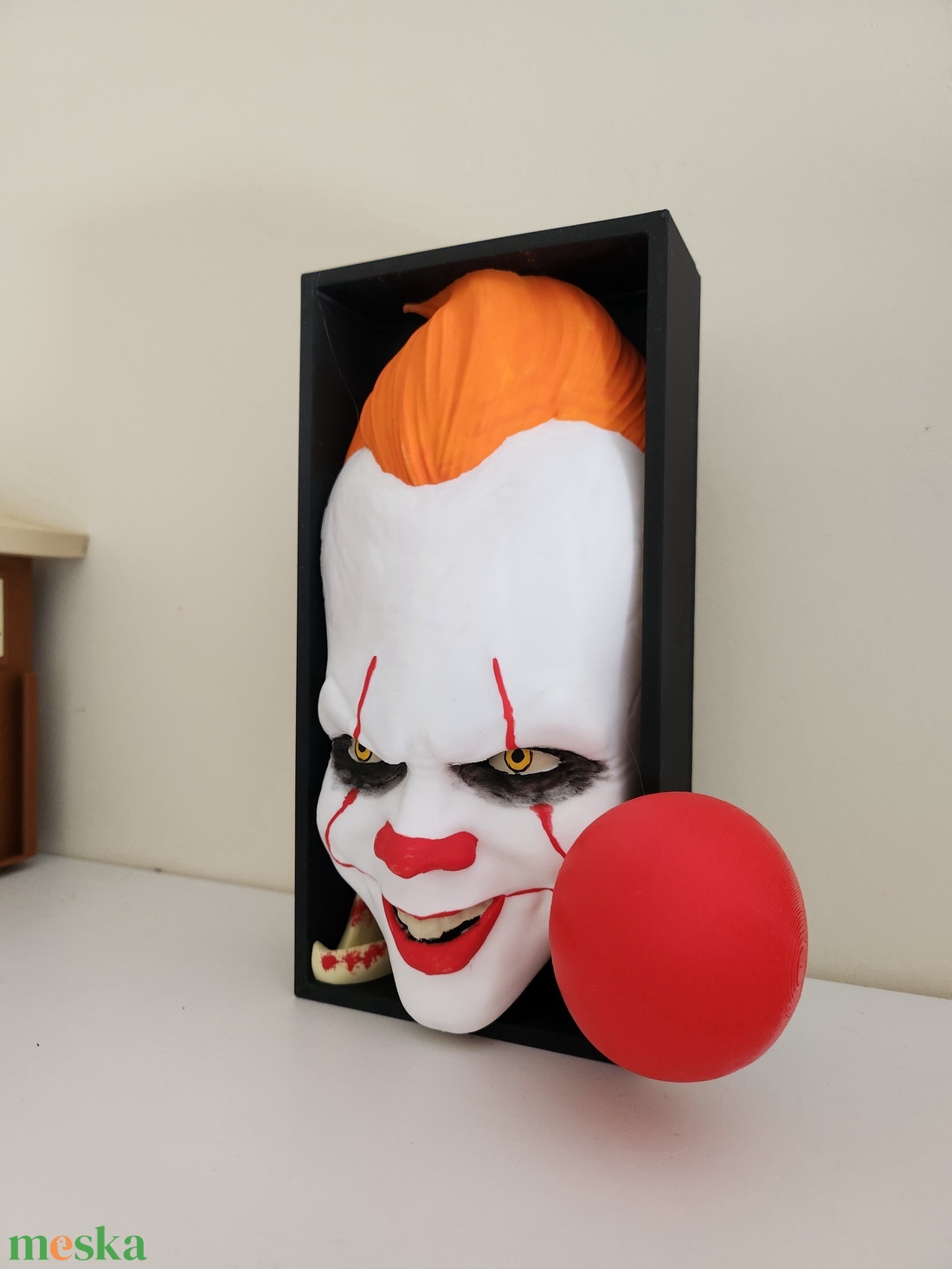 Pennywise - AZ a bohóc könyvtámasz  - otthon & életmód - dekoráció - asztal és polc dekoráció - asztaldísz - Meska.hu