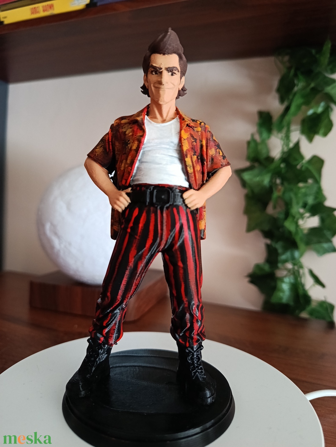 Ace Ventura az állati nyomozó figura  - otthon & életmód - dekoráció - asztal és polc dekoráció - asztaldísz - Meska.hu