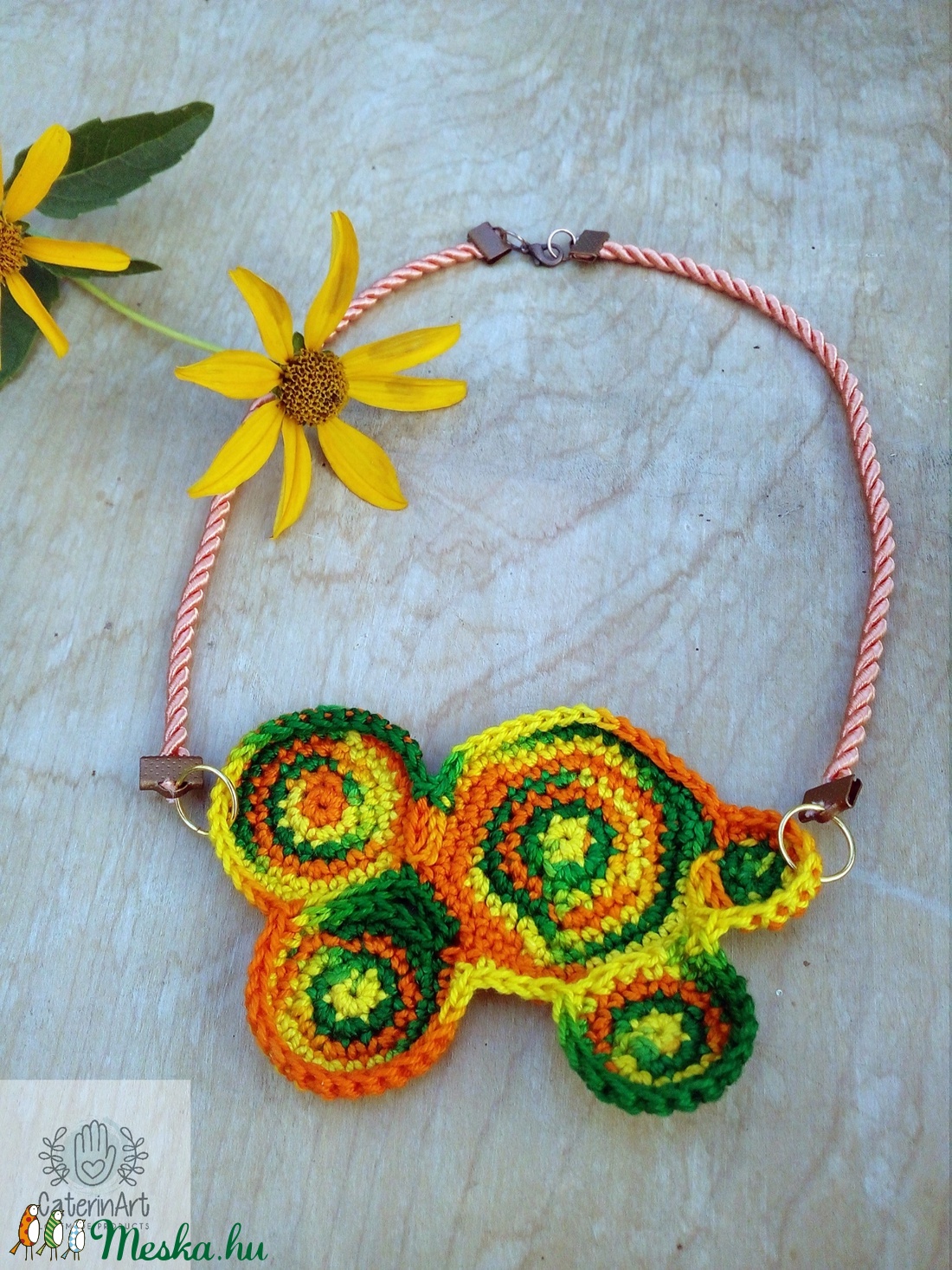 'Circle of colors' horgolt nyaklánc - ékszer - nyaklánc - statement nyaklánc - Meska.hu