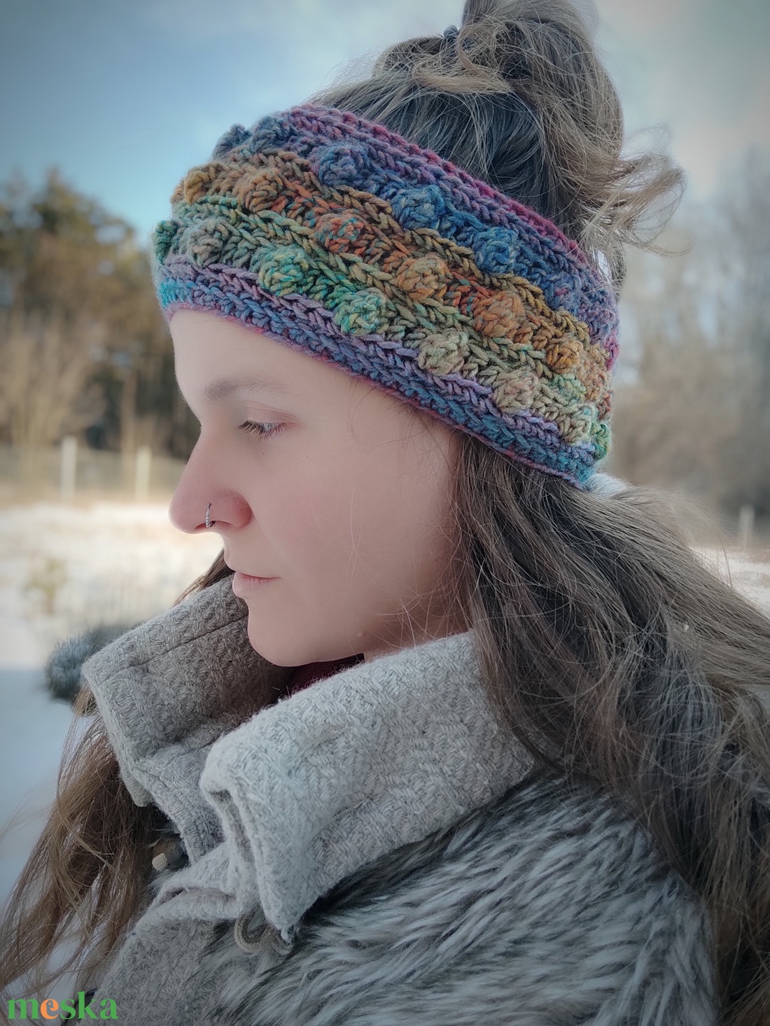 'Szivárvány' horgolt fülvédő - ruha & divat - sál, sapka, kendő - fejpánt - Meska.hu
