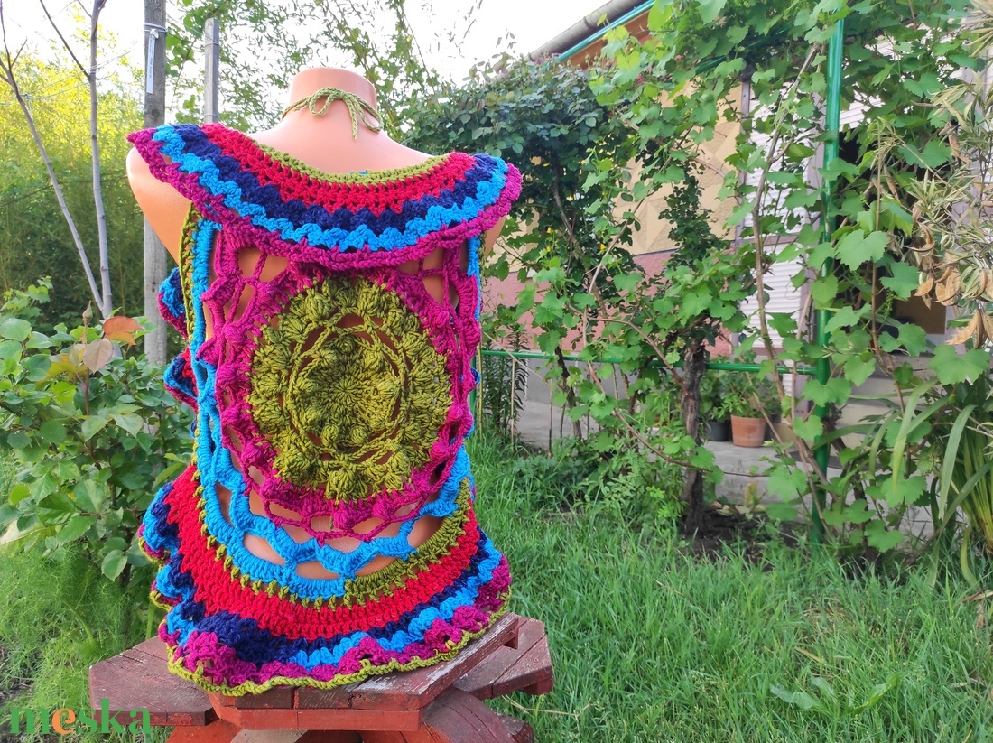 'Woodstock' horgolt mellény - ruha & divat - női ruha - mellény - Meska.hu 'Woodstock' horgolt mellény - ruha & divat - női ruha - mellény - Meska.hu