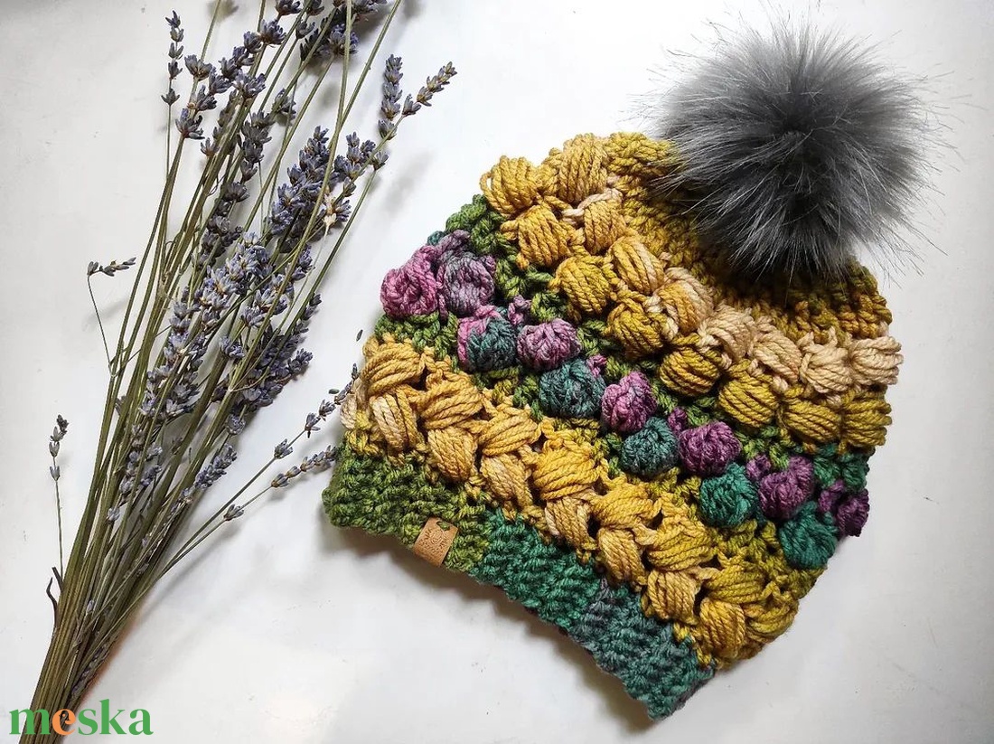 GYÜMÖLCSKERT horgolt sapka  - ruha & divat - sál, sapka, kendő - sapka - Meska.hu GYÜMÖLCSKERT horgolt sapka  - ruha & divat - sál, sapka, kendő - sapka - Meska.hu