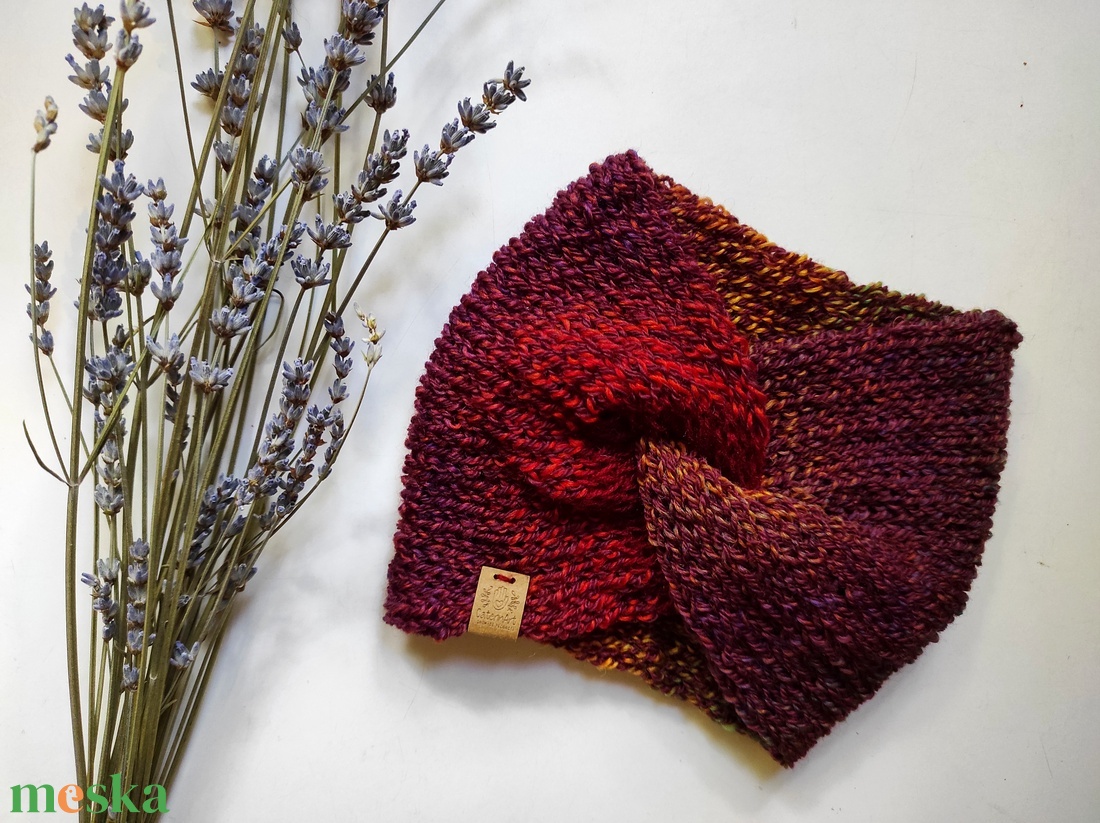 TŰZHELY kötött fülvédő - ruha & divat - sál, sapka, kendő - fejpánt - Meska.hu TŰZHELY kötött fülvédő - ruha & divat - sál, sapka, kendő - fejpánt - Meska.hu