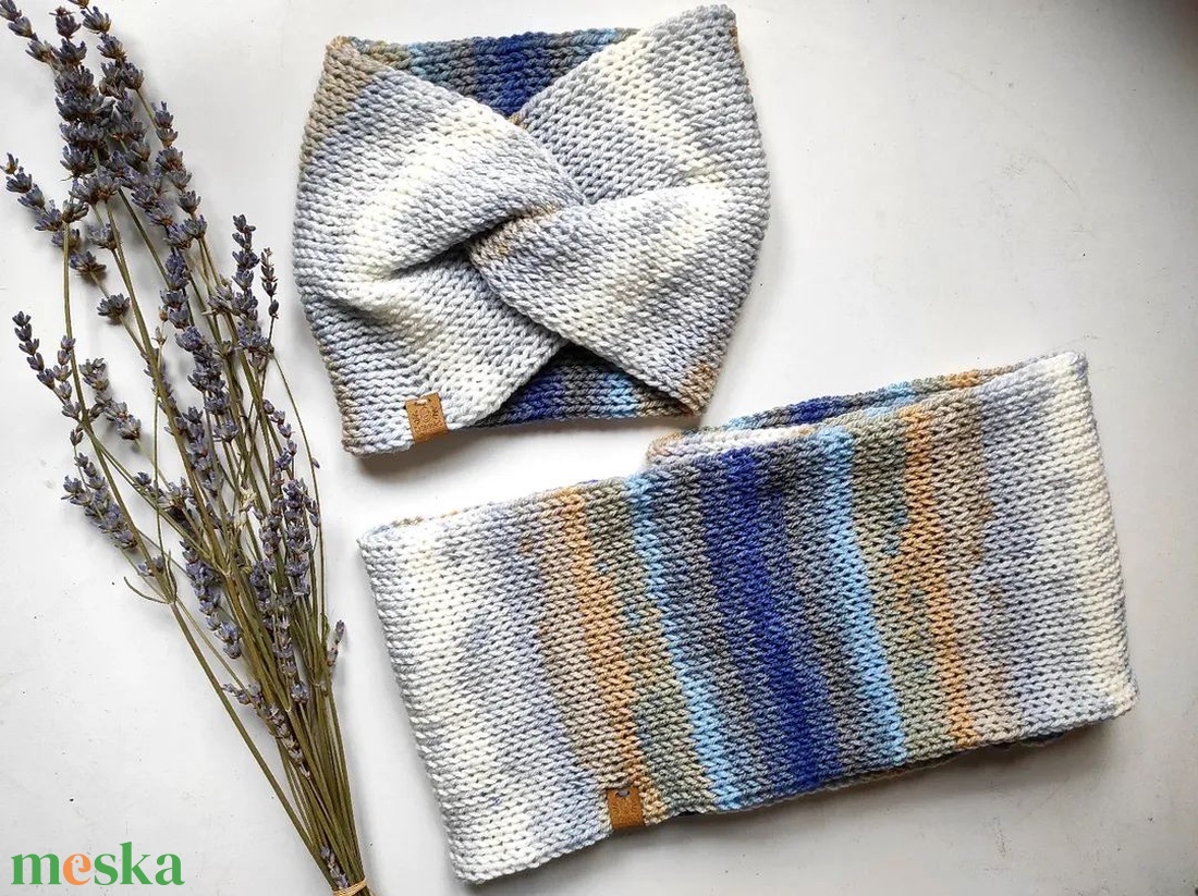 HAVAS ESŐ kötött fülvédő-körsál szett - ruha & divat - sál, sapka, kendő - sapka & sál szett - Meska.hu