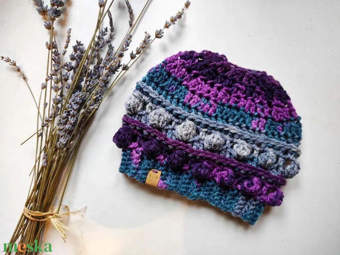 SELLŐ horgolt copfos sapka  - ruha & divat - sál, sapka, kendő - sapka - Meska.hu