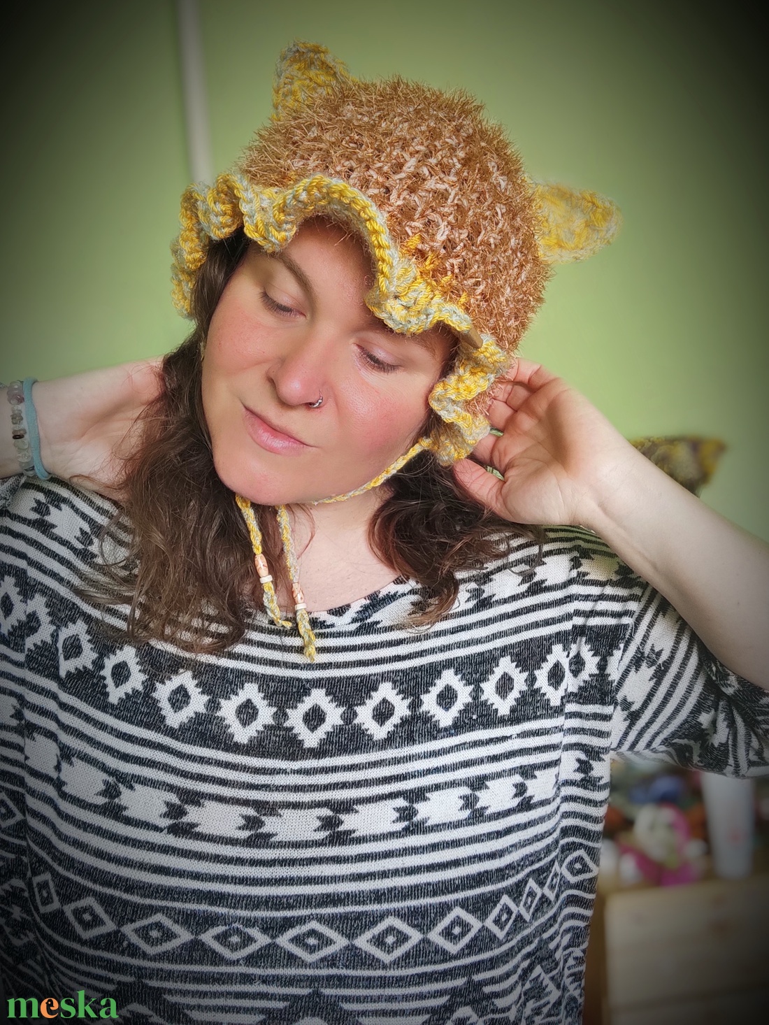  LUNA horgolt cicafüles kalap - ruha & divat - sál, sapka, kendő - kalap - Meska.hu